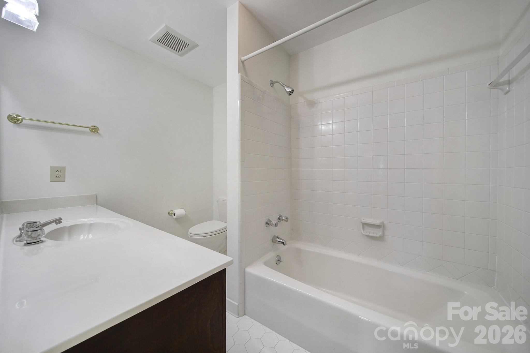 8927 Scarsdale Drive — Mint Hill