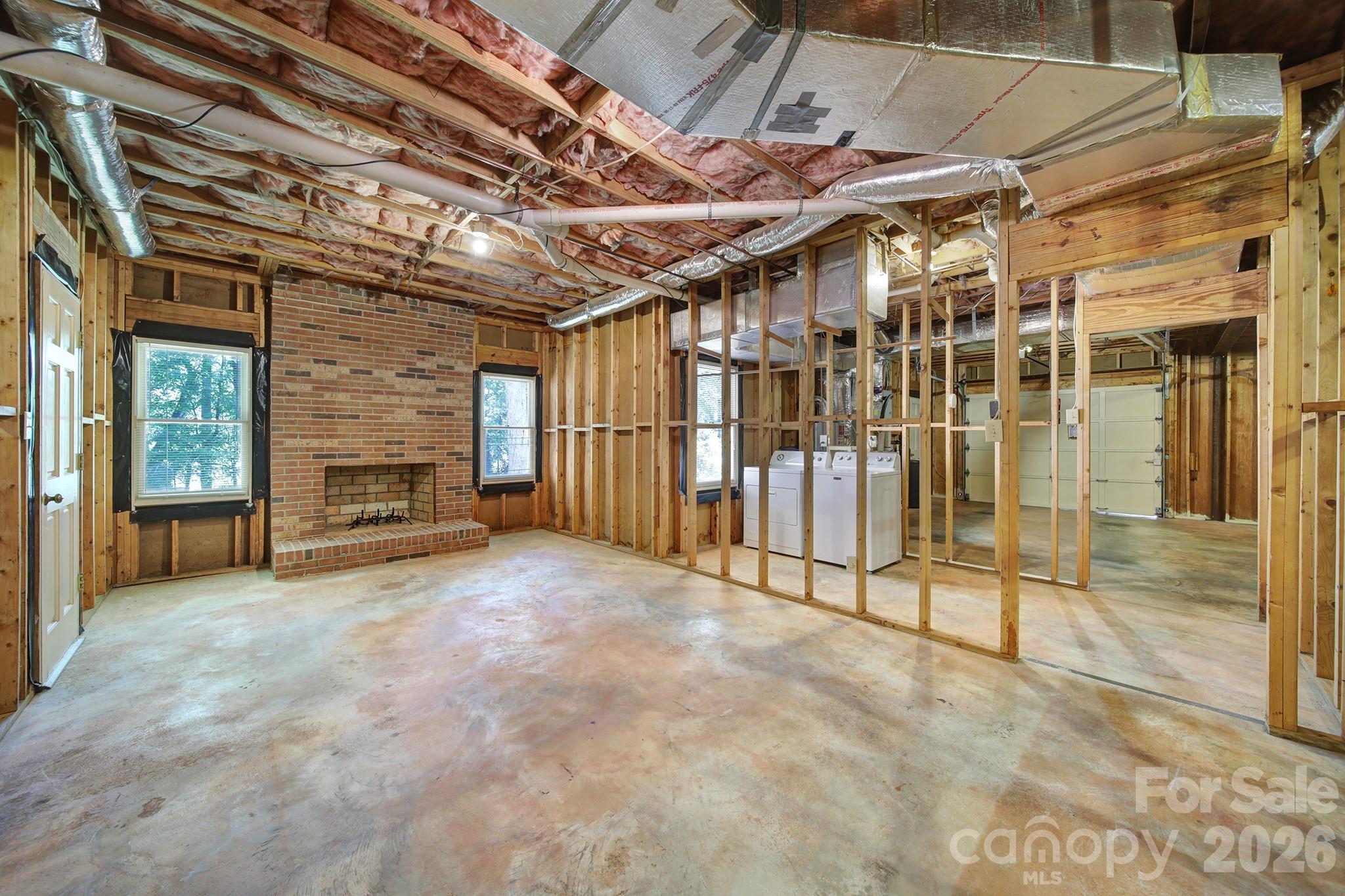 8927 Scarsdale Drive — Mint Hill
