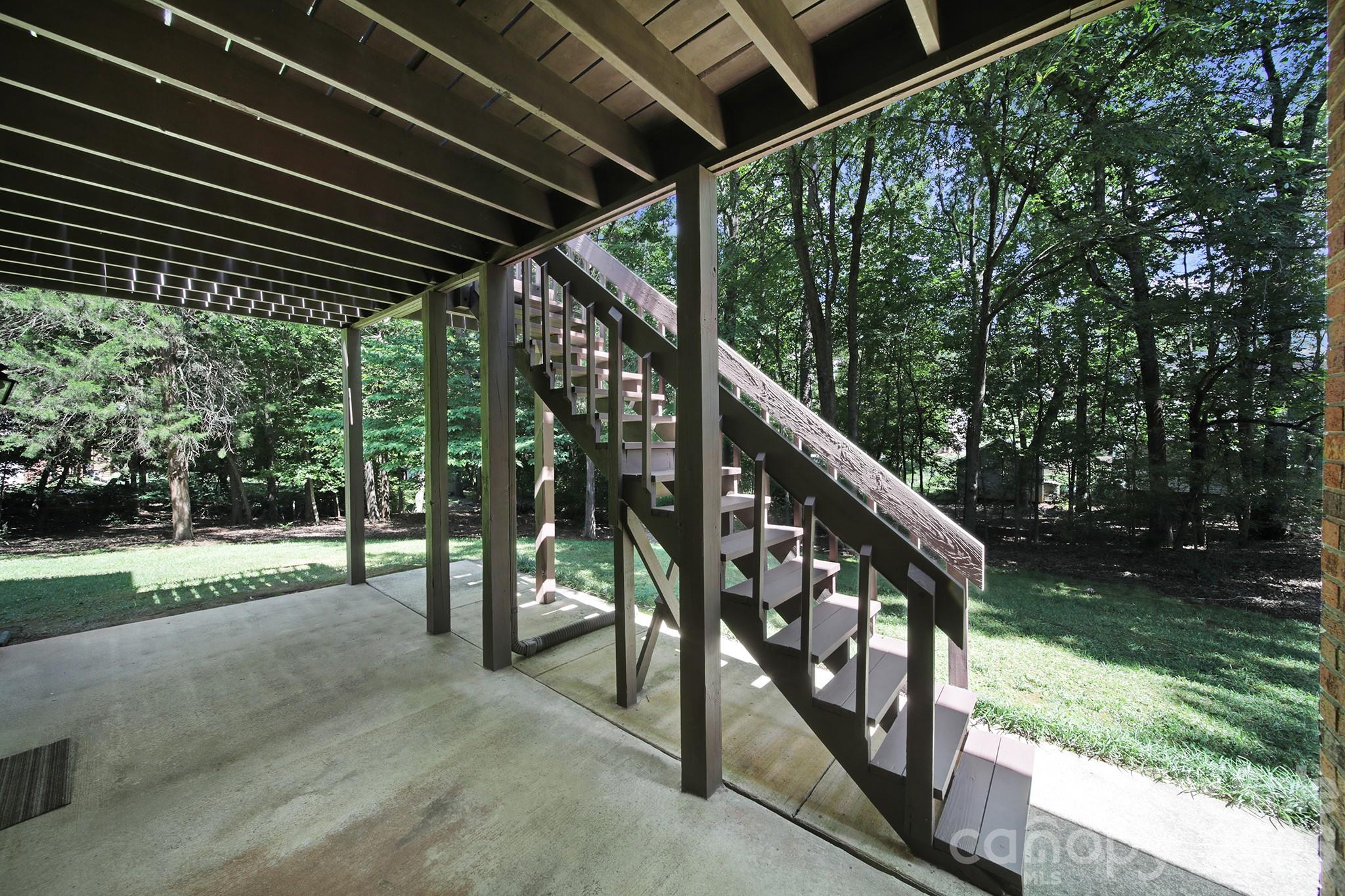 8927 Scarsdale Drive — Mint Hill