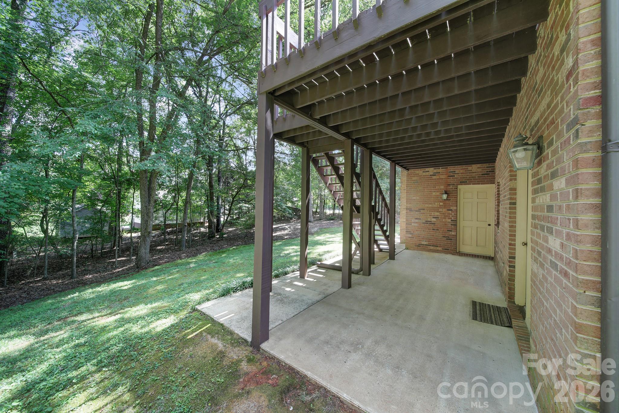 8927 Scarsdale Drive — Mint Hill