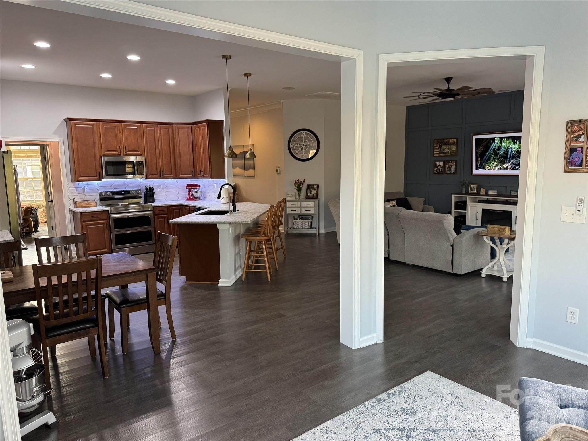 4851 Summerside Drive — Lake Wylie