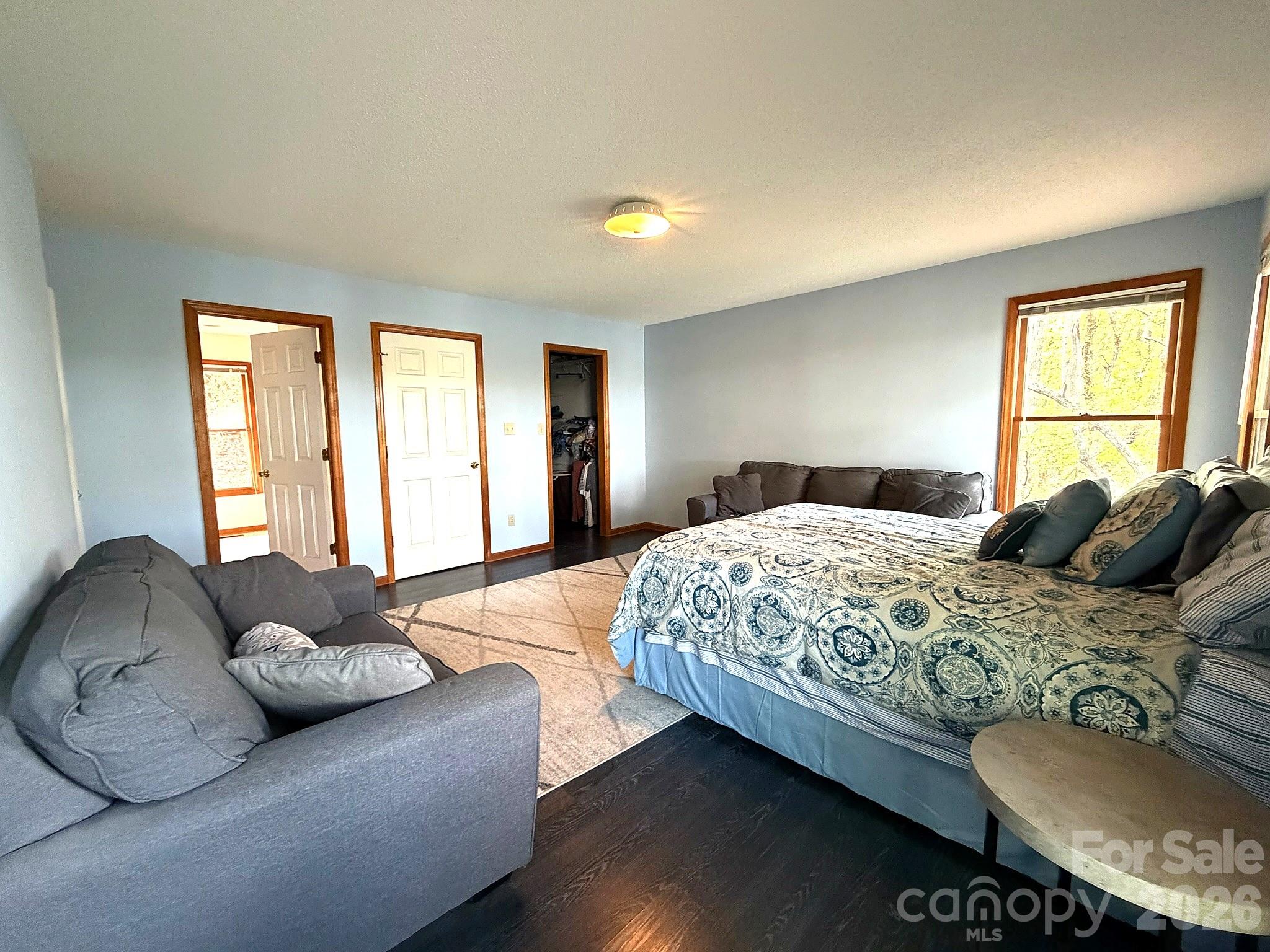 42484 Moonshine Drive — New London