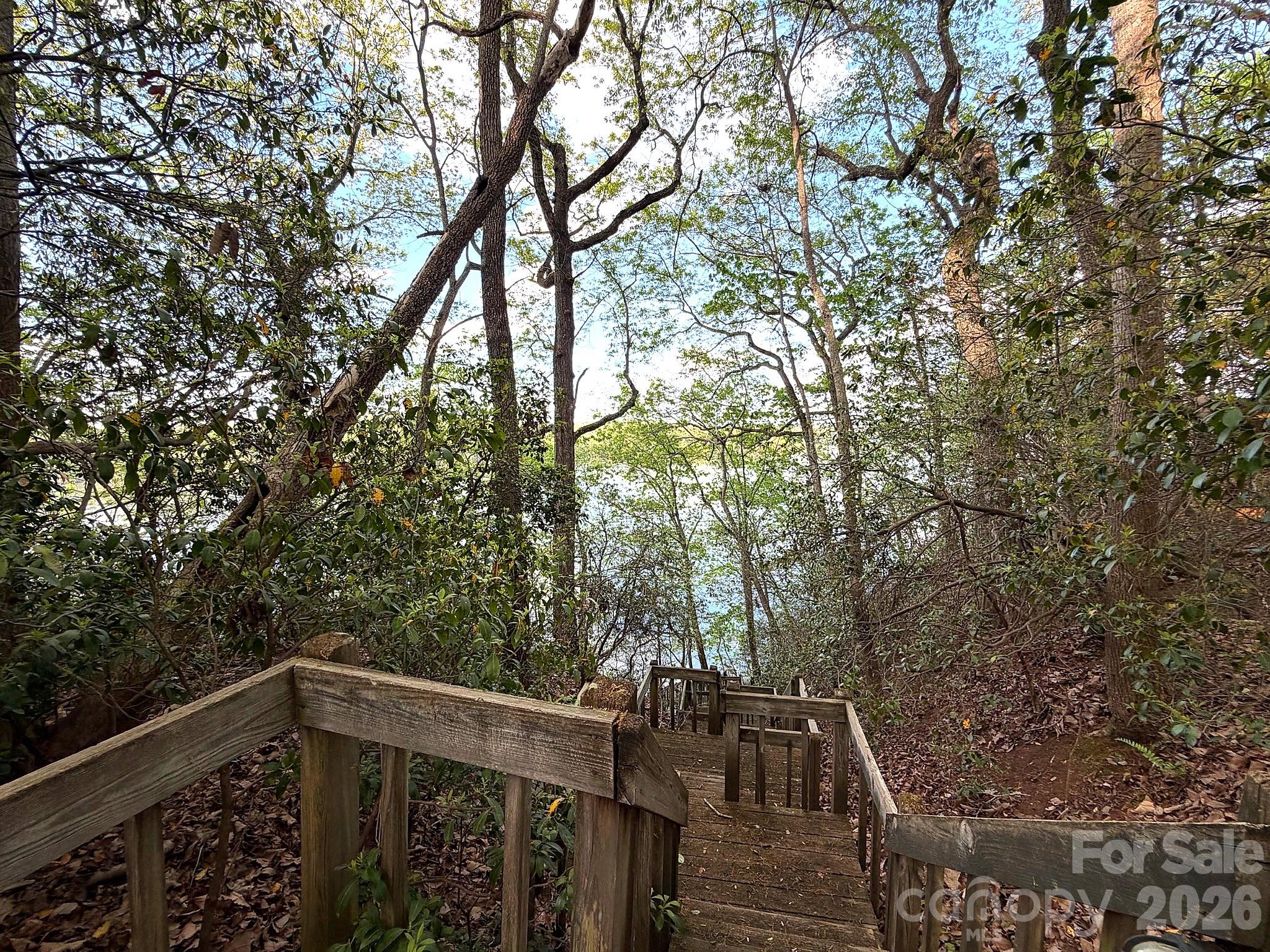 42484 Moonshine Drive — New London