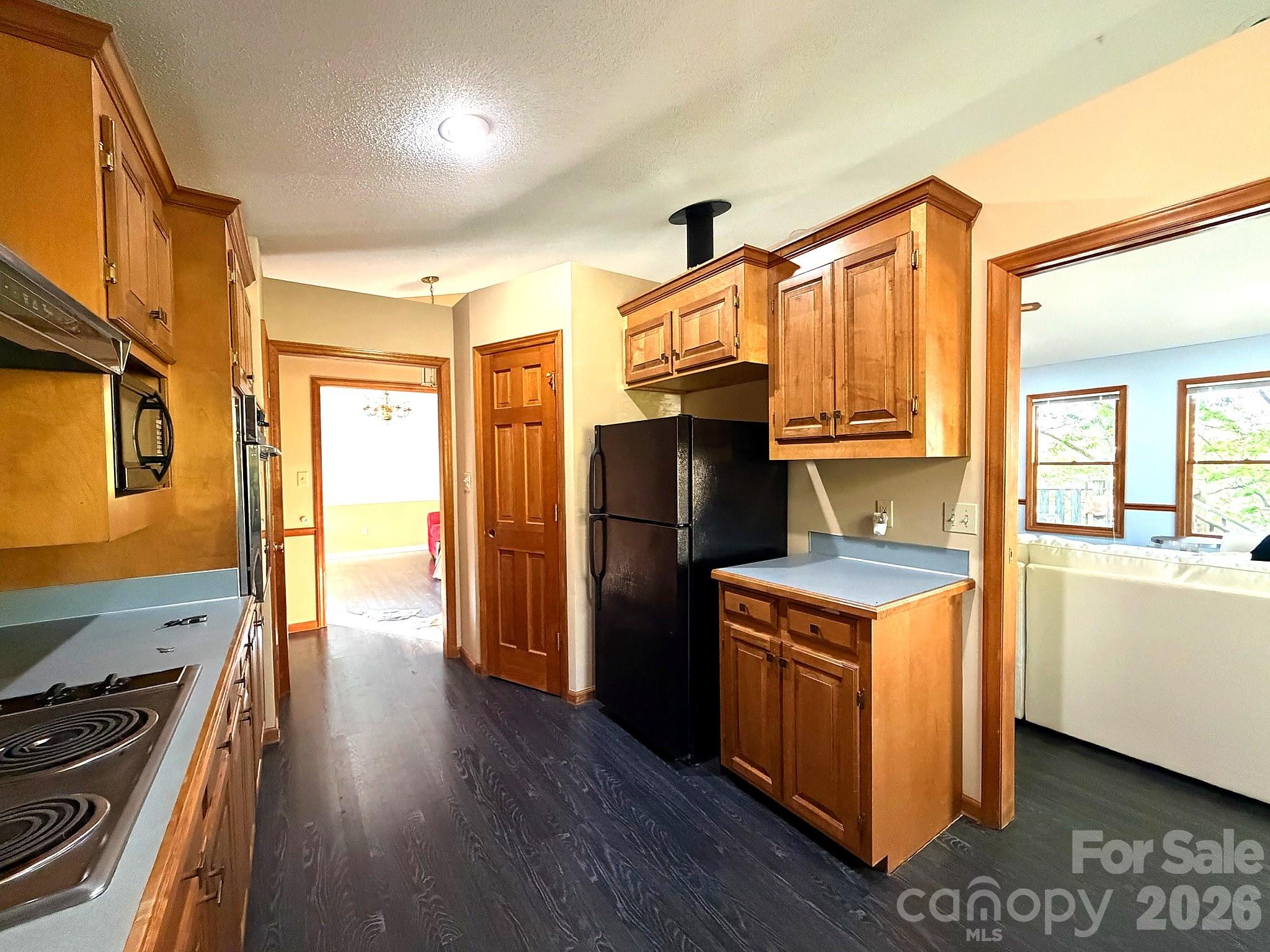42484 Moonshine Drive — New London