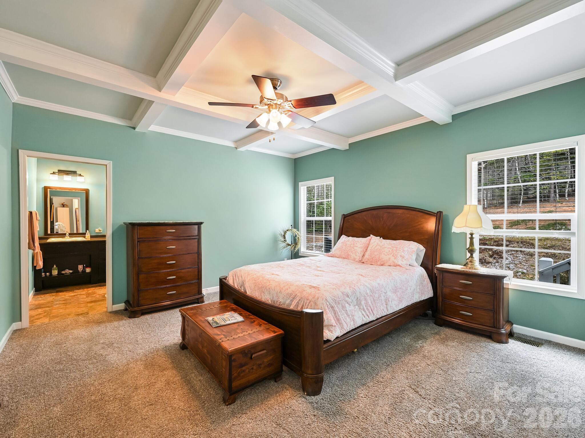 241 West Sunset Ridge Drive — Etowah