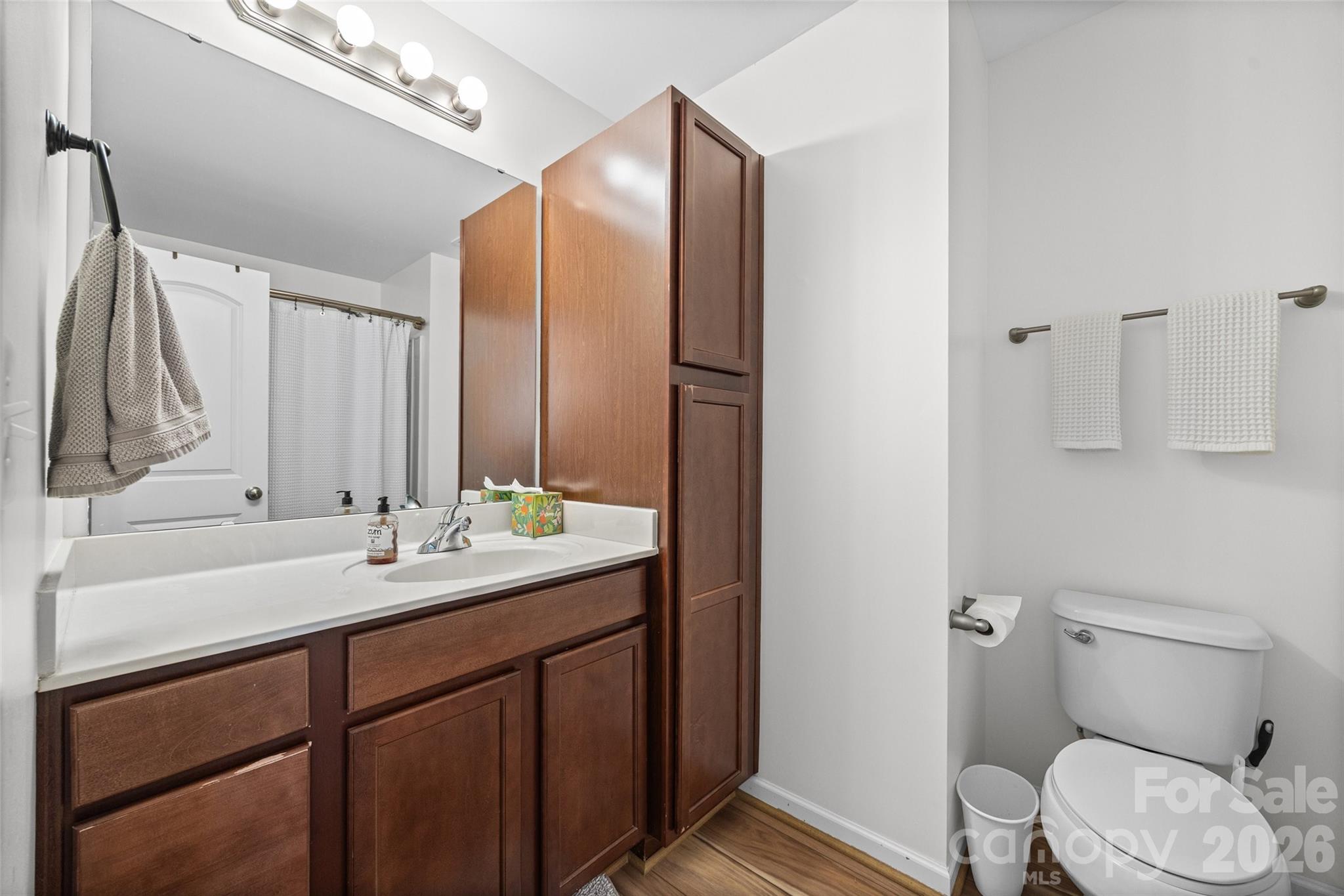 2086 Shady Pond Drive — Lake Wylie