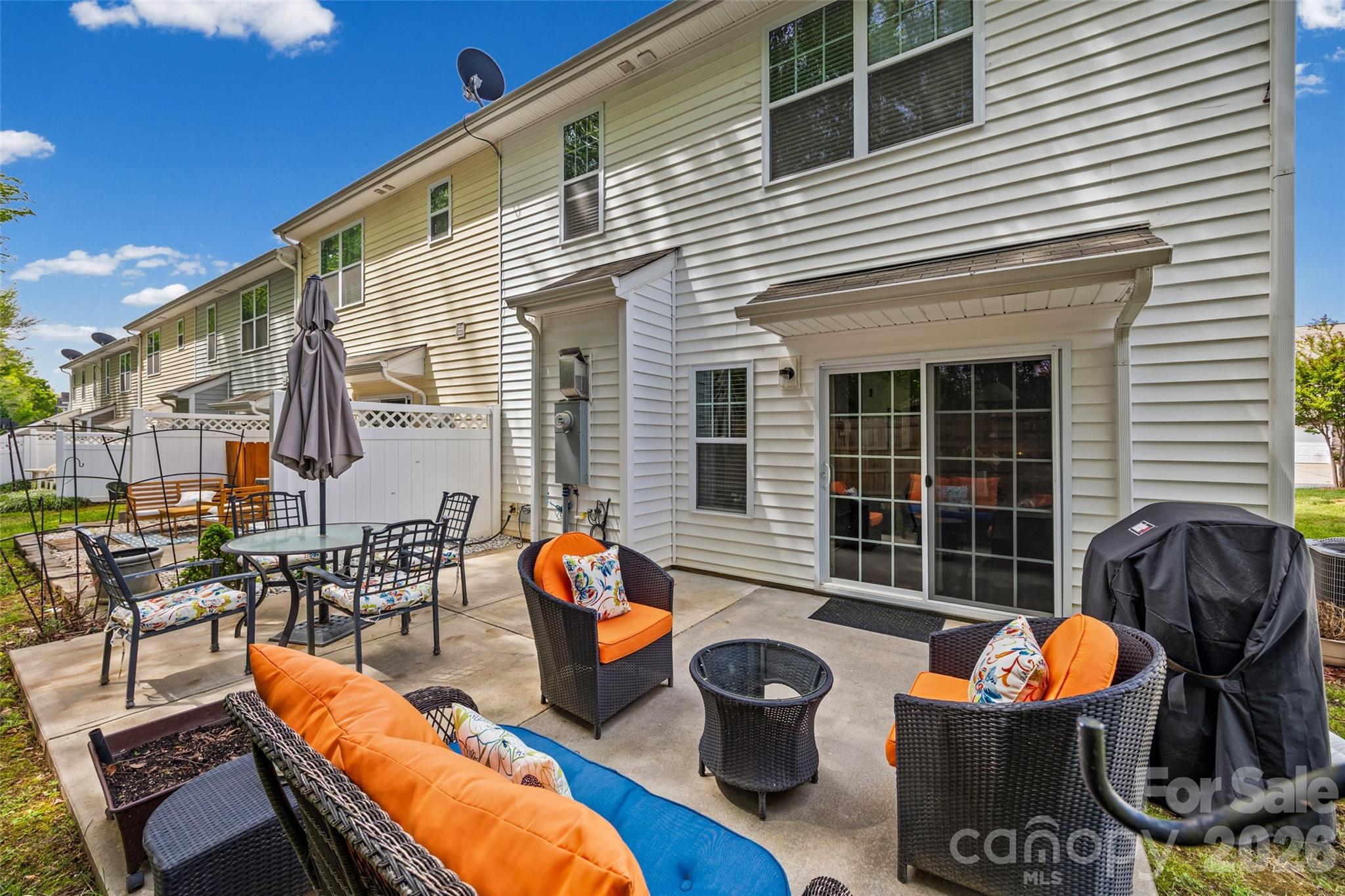2086 Shady Pond Drive — Lake Wylie