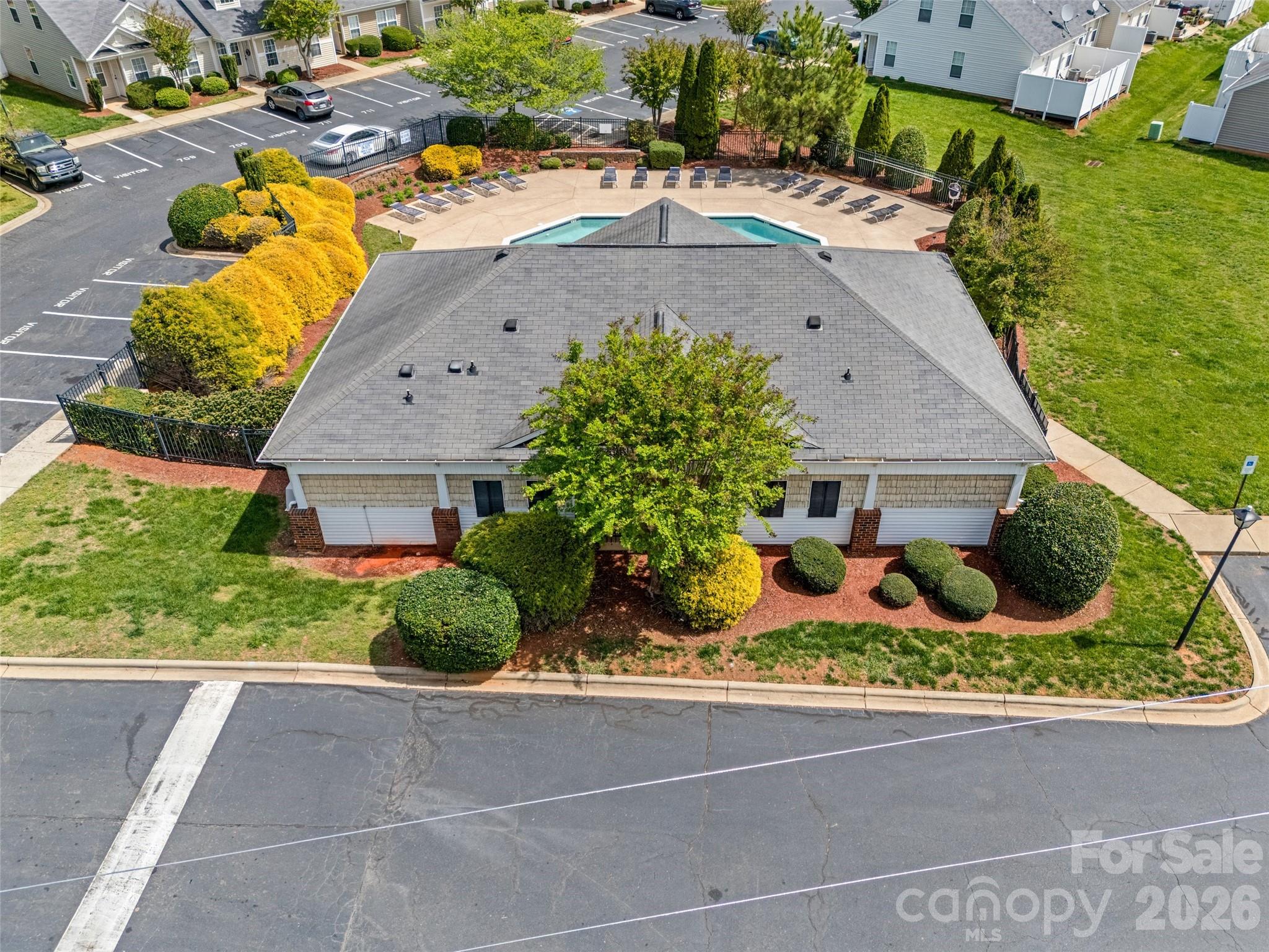 2086 Shady Pond Drive — Lake Wylie