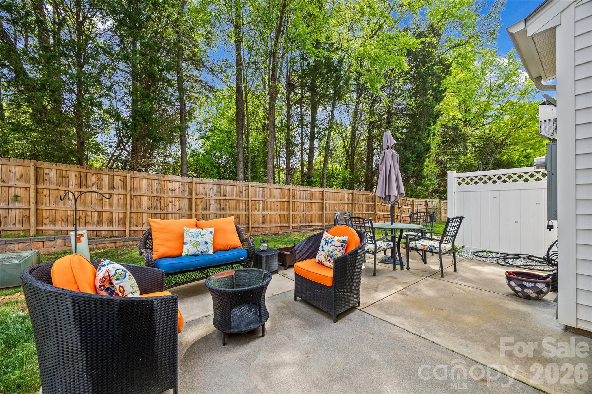 2086 Shady Pond Drive — Lake Wylie