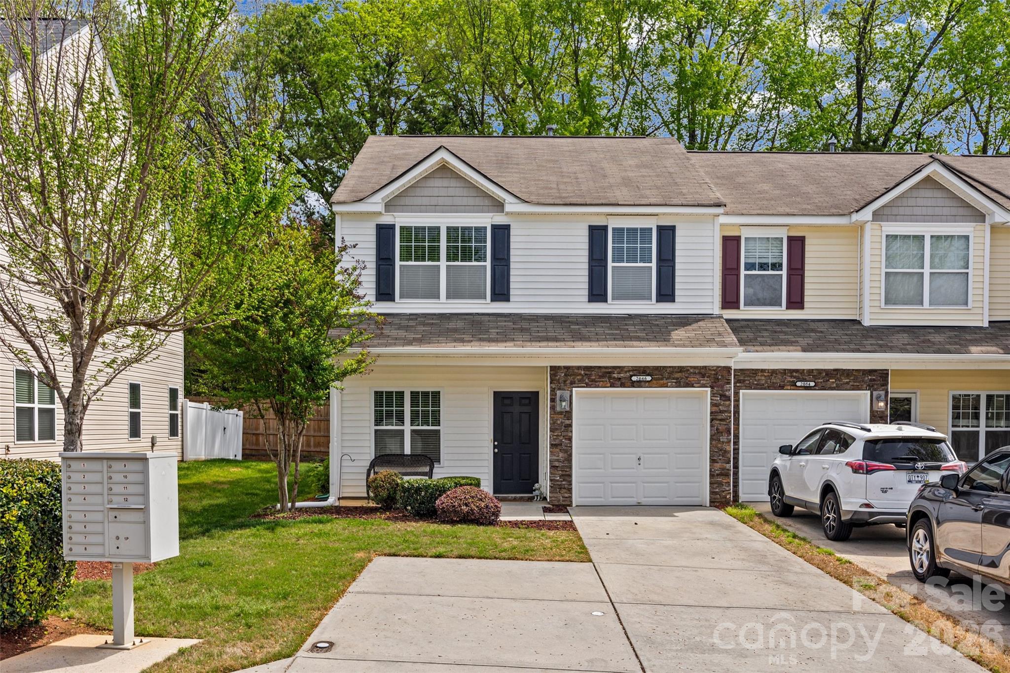 2086 Shady Pond Drive — Lake Wylie