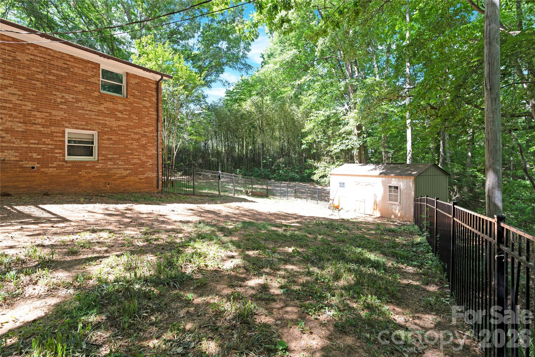 7065 Fieldcrest Lane — Denver