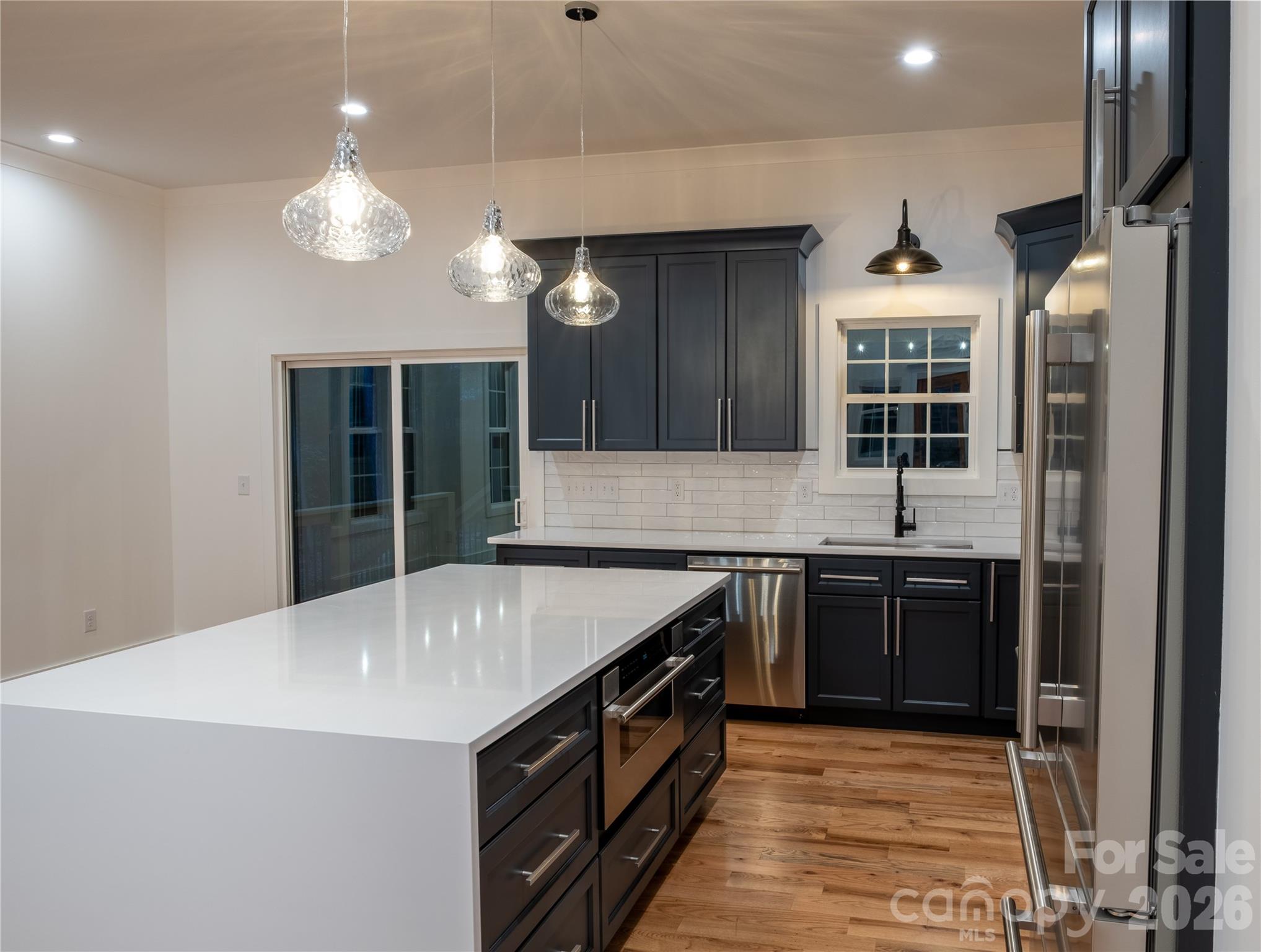 6265 Riviera Run Estates Drive — Hickory