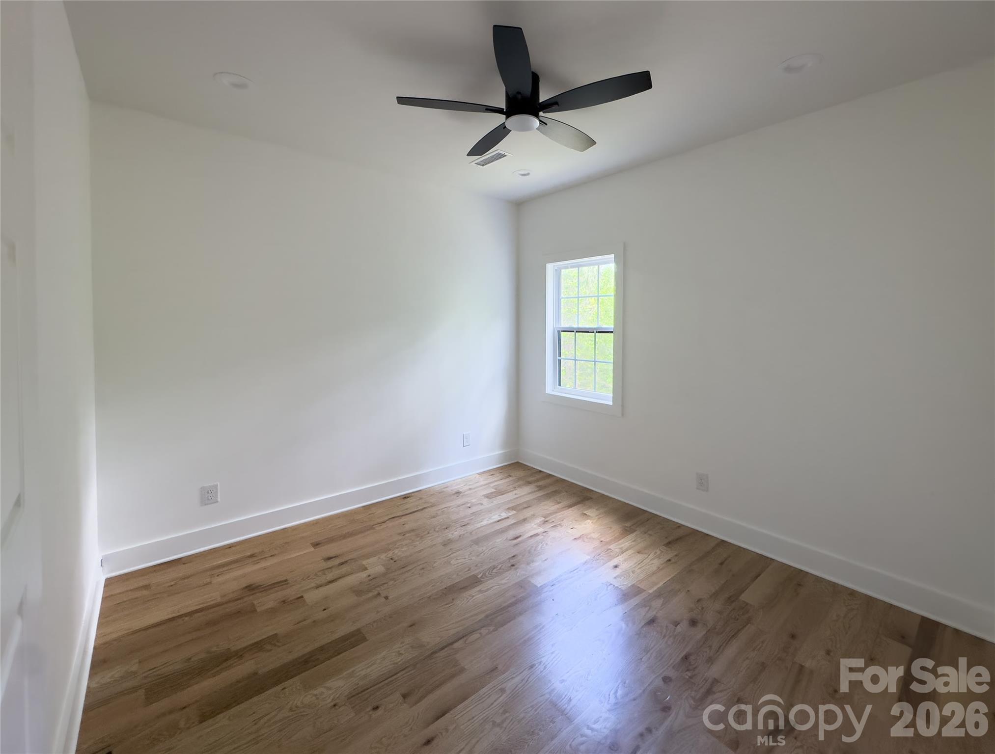 6265 Riviera Run Estates Drive — Hickory
