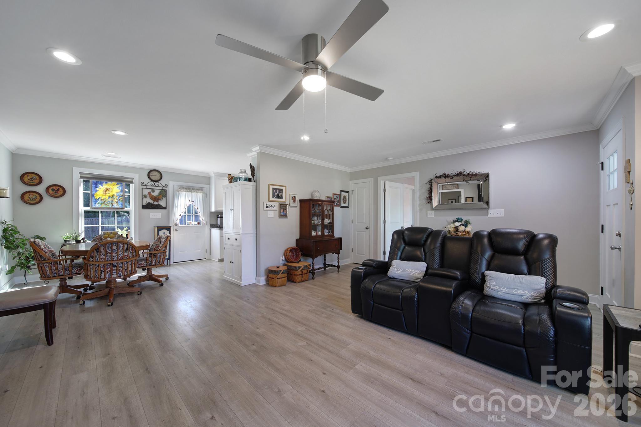 6724 Wylie Circle — Kershaw
