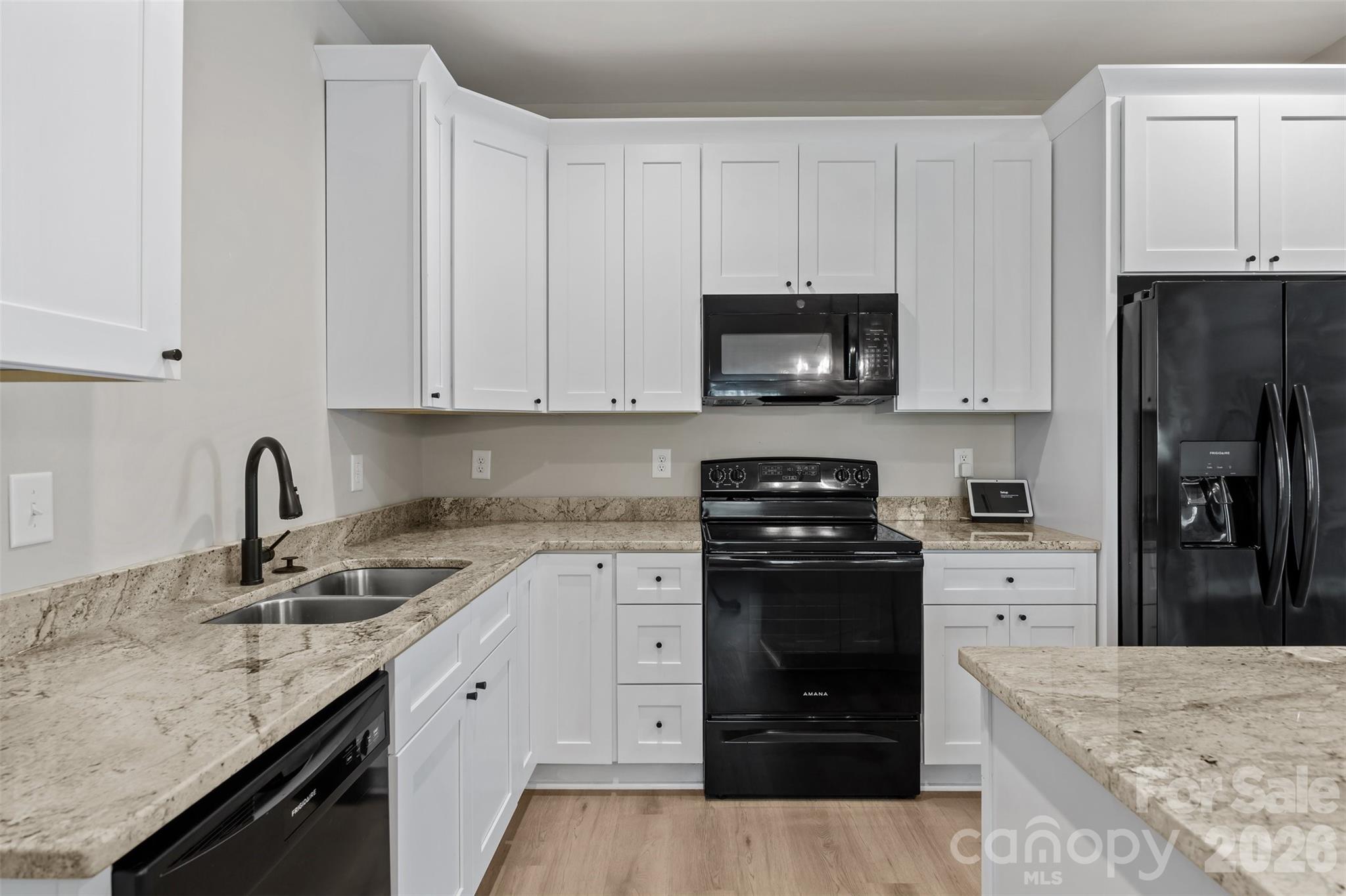 3130 Celia Avenue — Charlotte