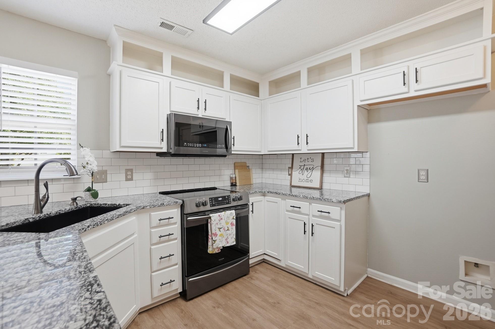 3947 Longwood Drive SW — Concord