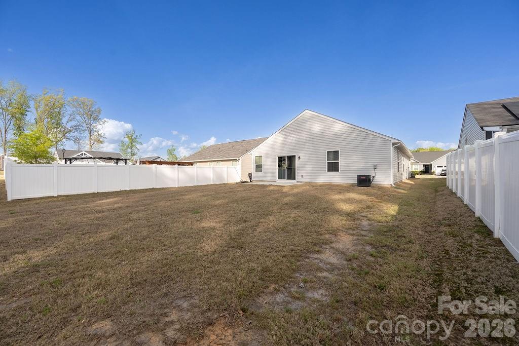 9747 Wardley Drive — Charlotte