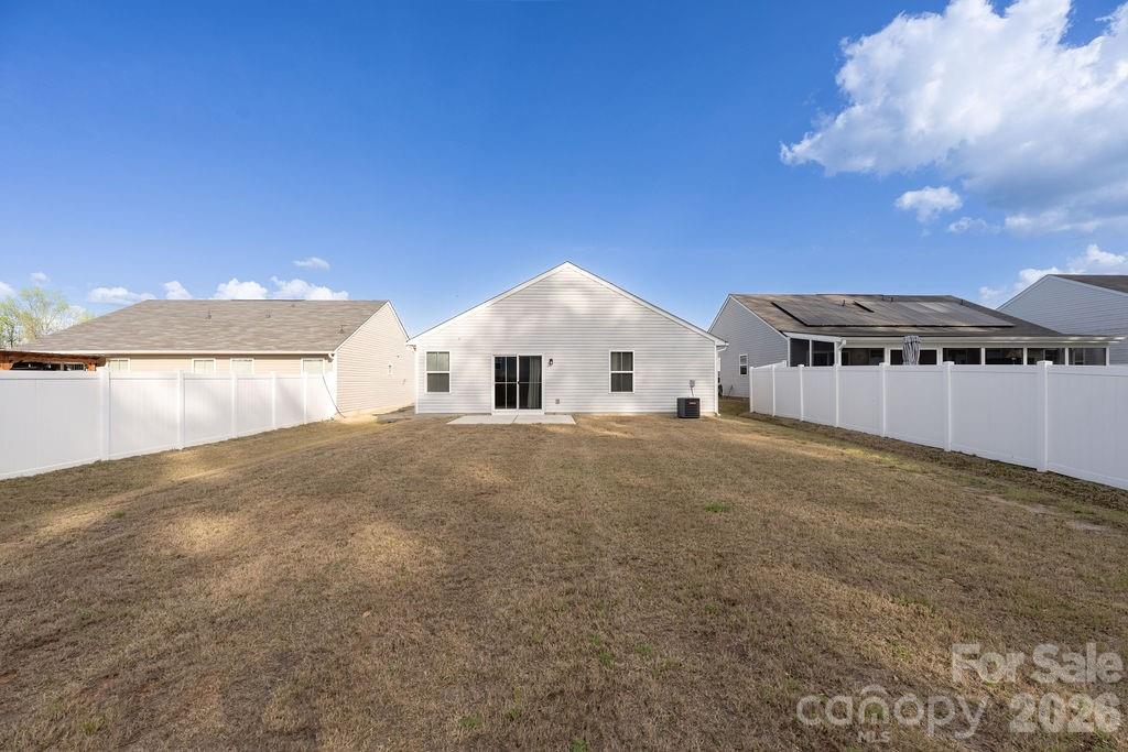 9747 Wardley Drive — Charlotte