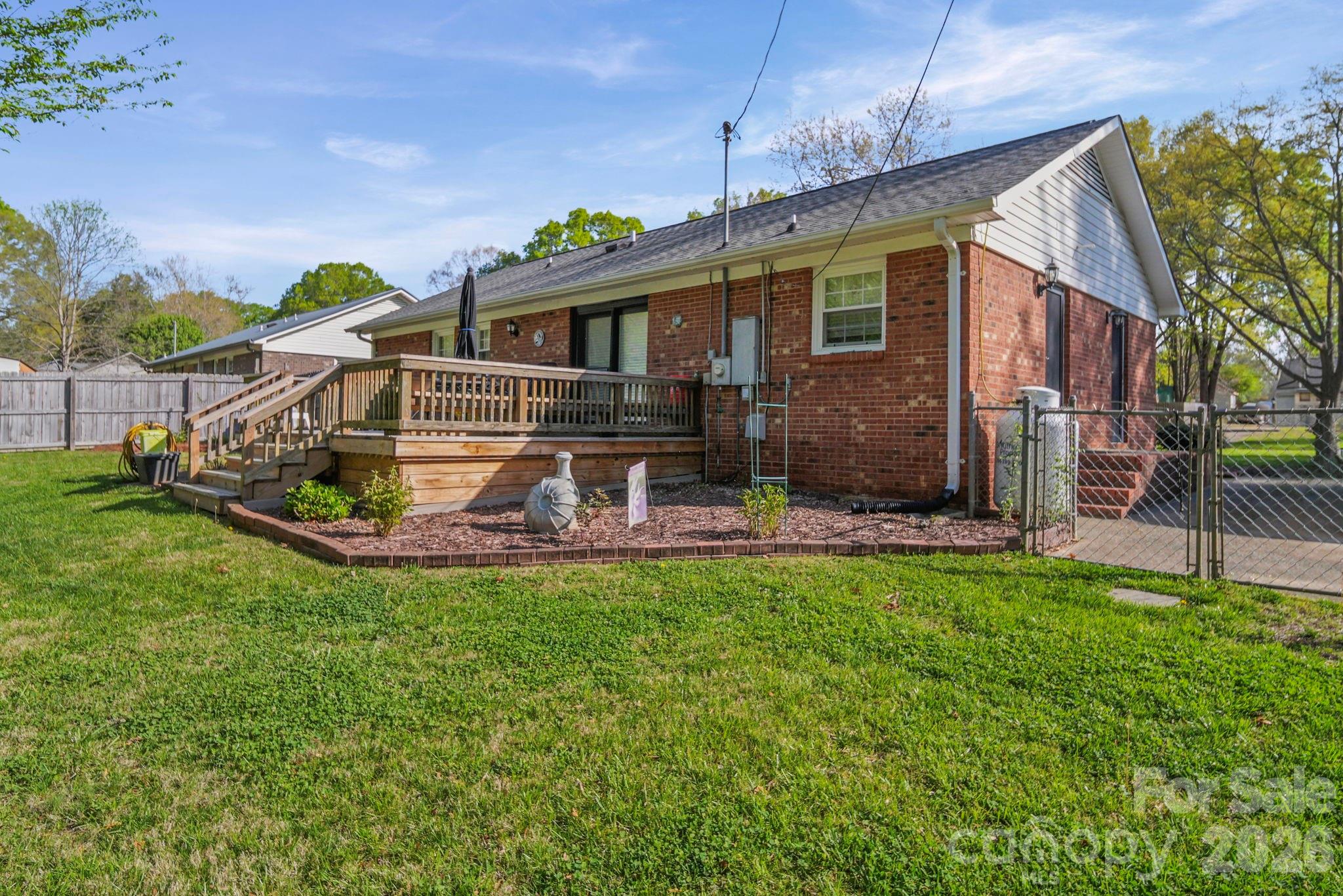 5715 Hillcrest Circle — Indian Trail