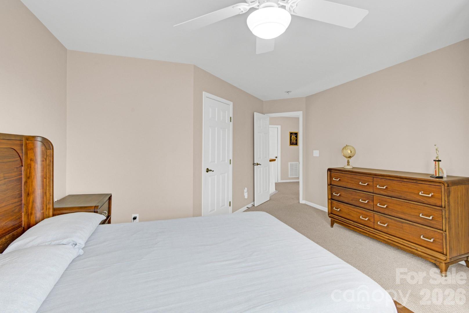10105 Alexander Martin Avenue — Charlotte