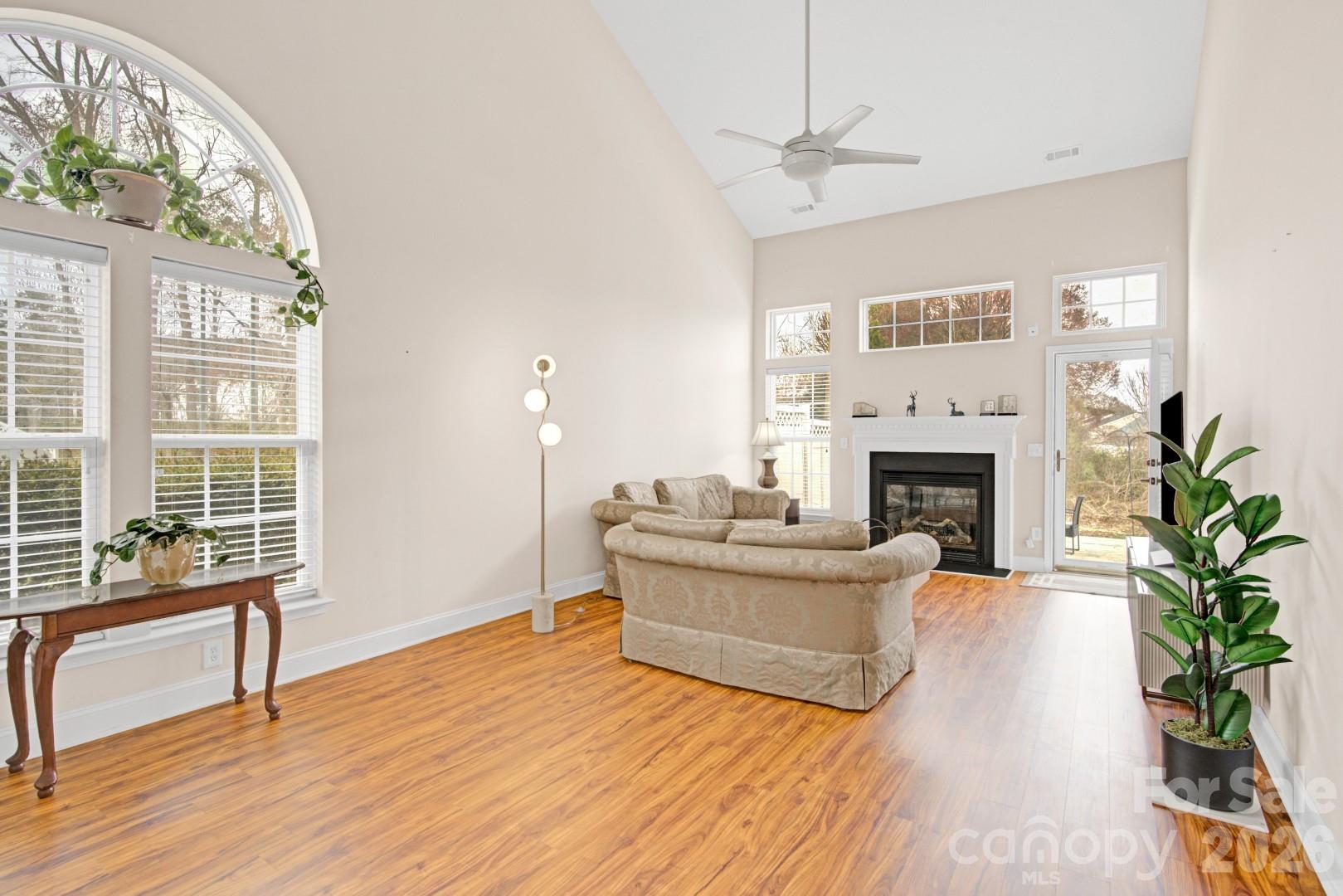 10105 Alexander Martin Avenue — Charlotte