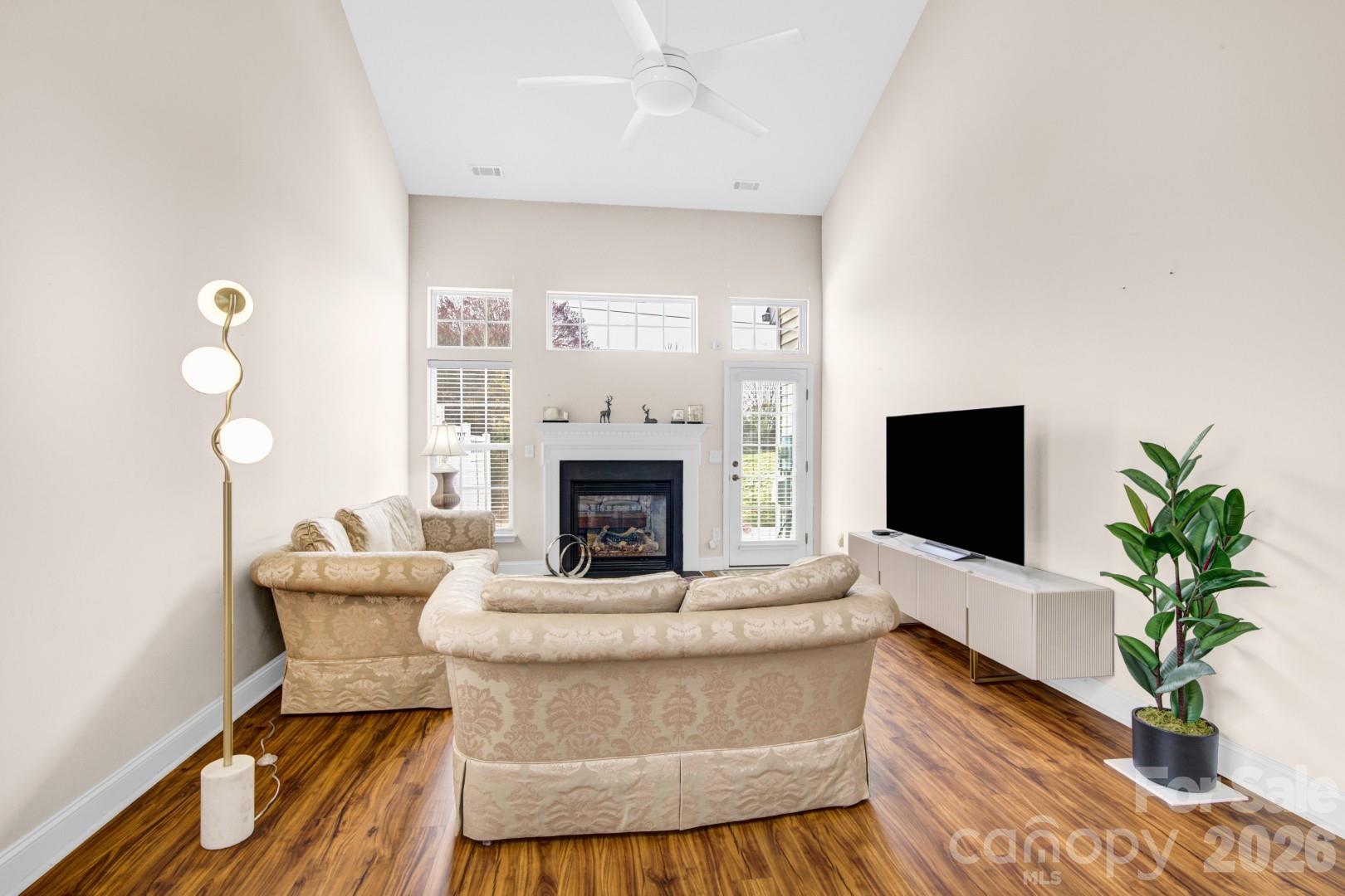 10105 Alexander Martin Avenue — Charlotte