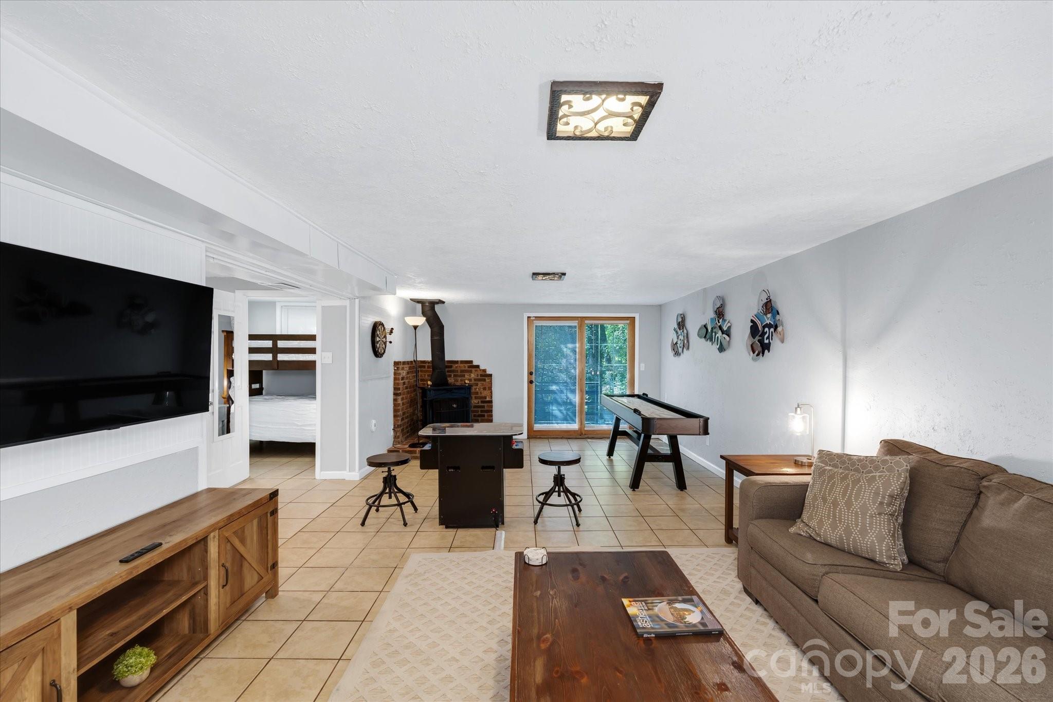23 Springwood Drive — Asheville