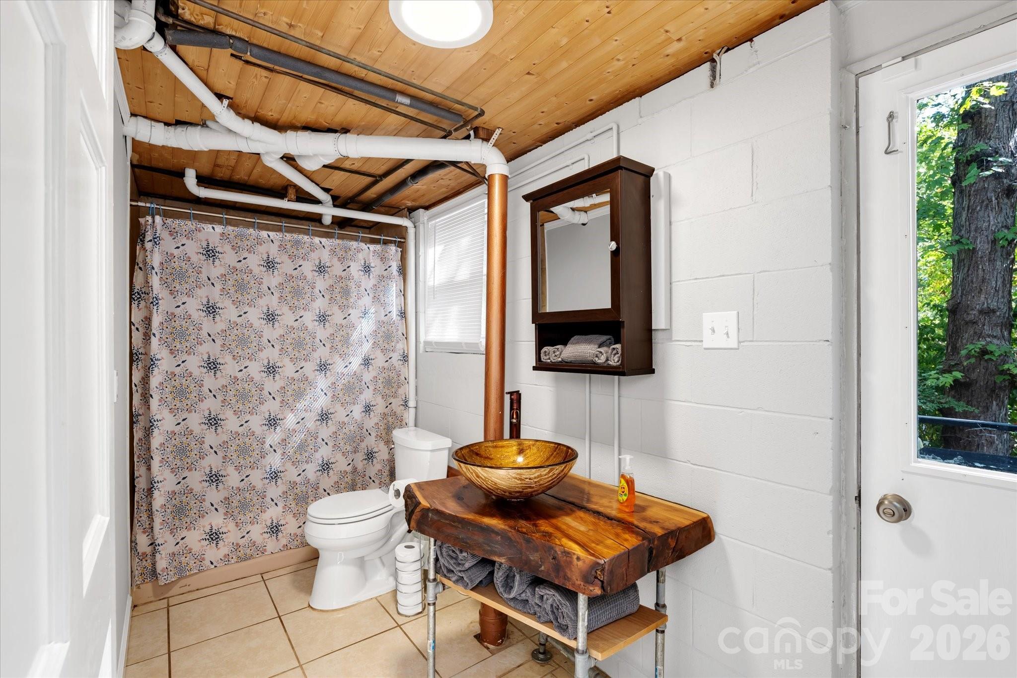 23 Springwood Drive — Asheville