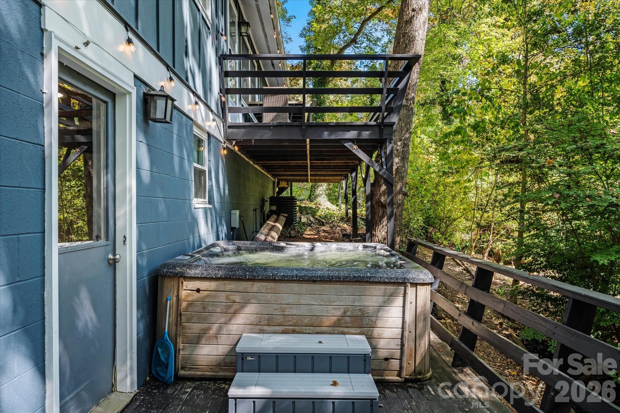 23 Springwood Drive — Asheville