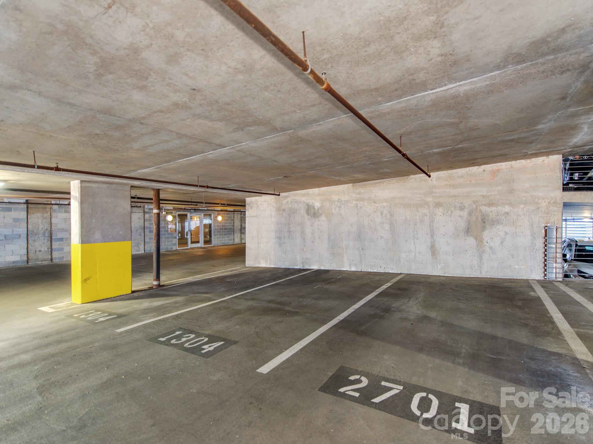 333 W Trade Street — Charlotte