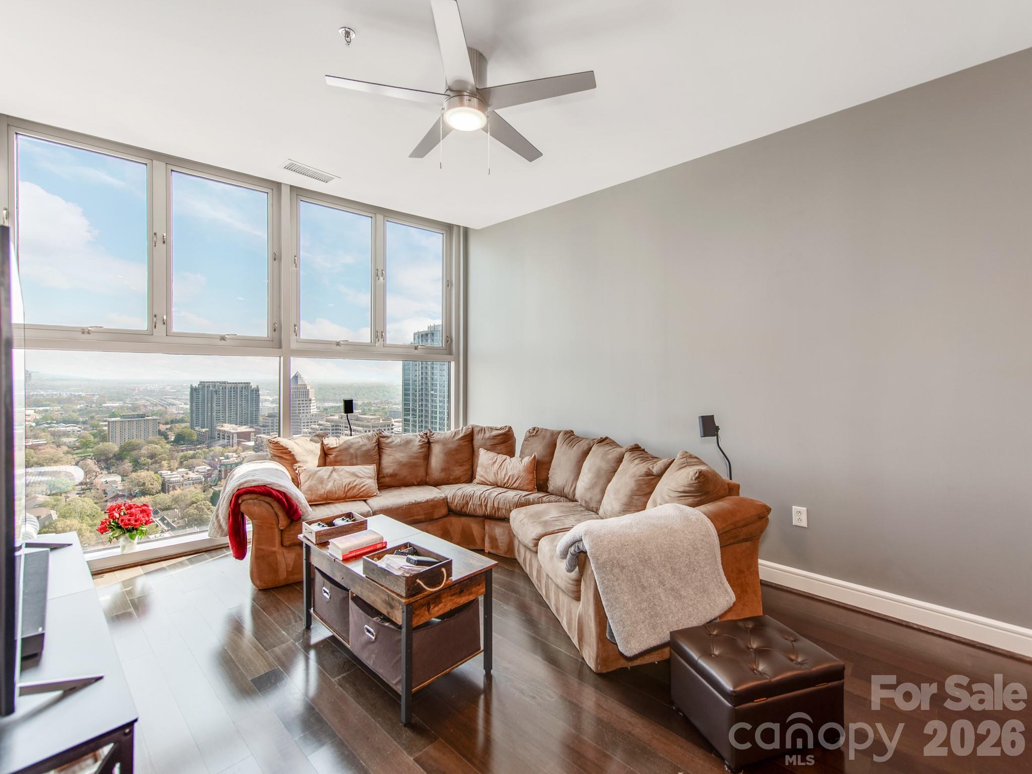 333 W Trade Street — Charlotte