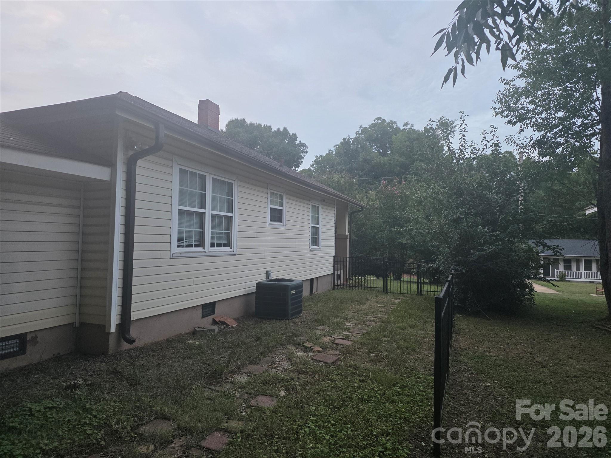 521 Bringle Ferry Road — Salisbury