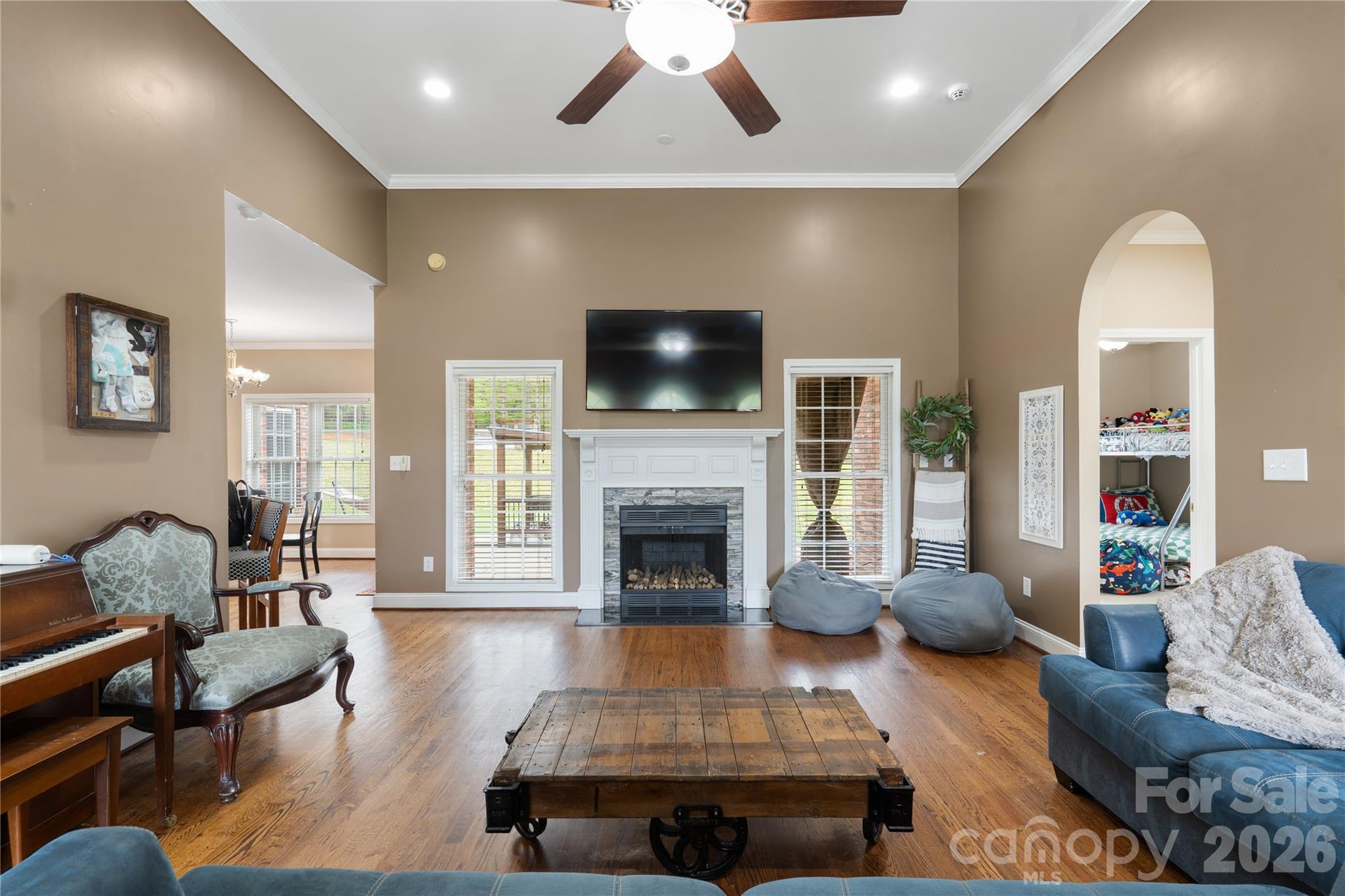 2472 Genelia Drive — Claremont