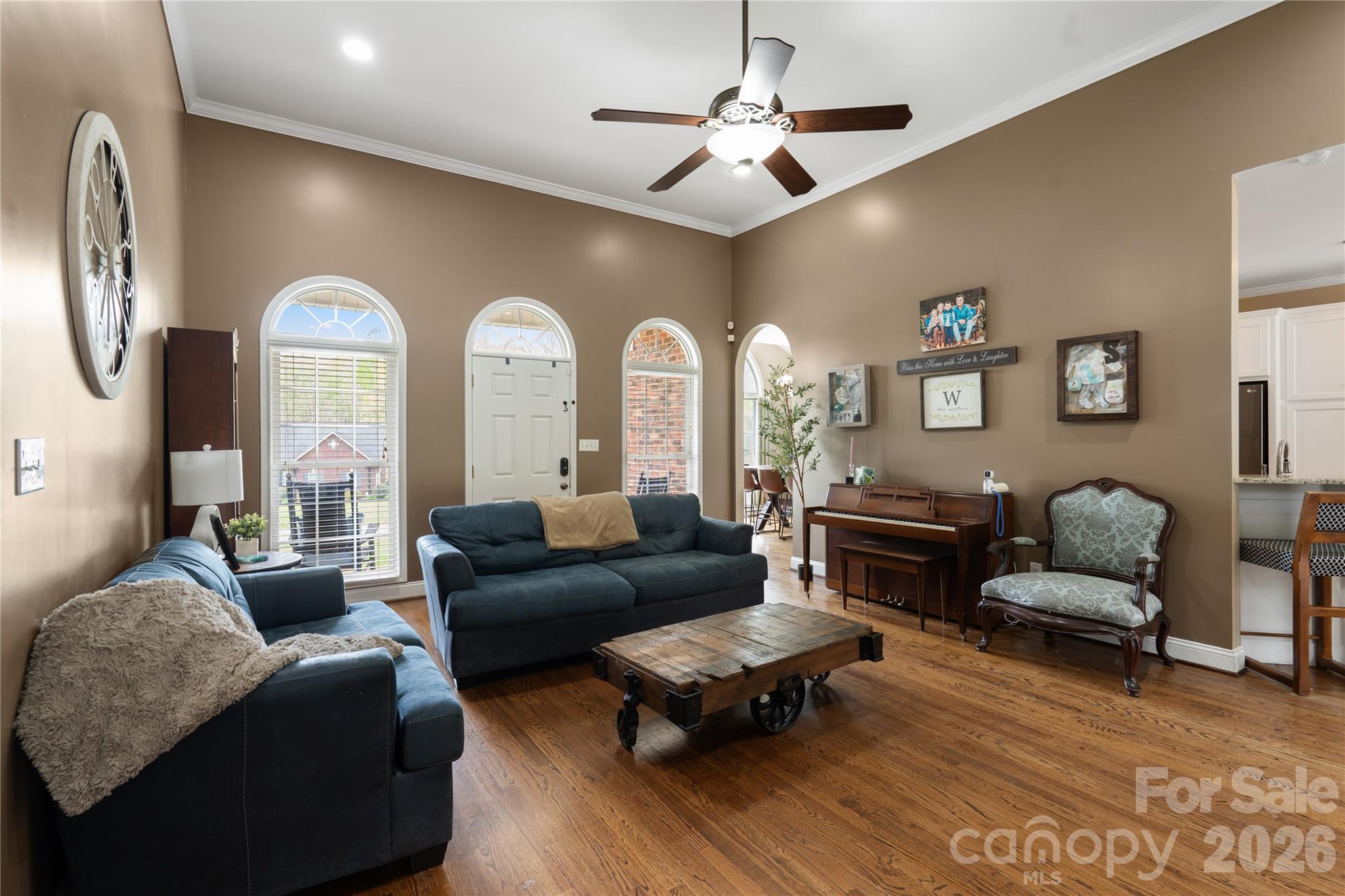 2472 Genelia Drive — Claremont