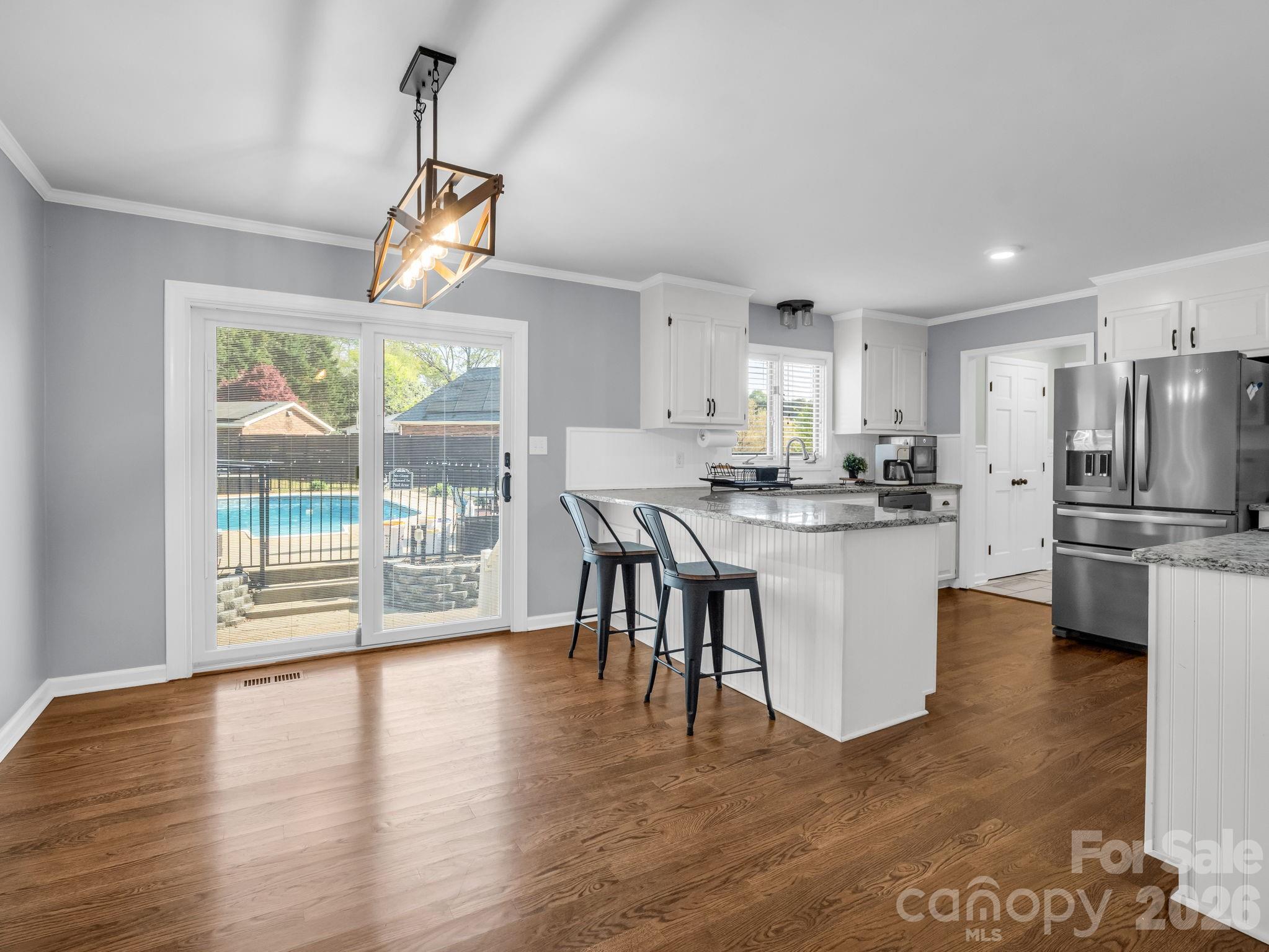 102 Knoll Court — Belmont