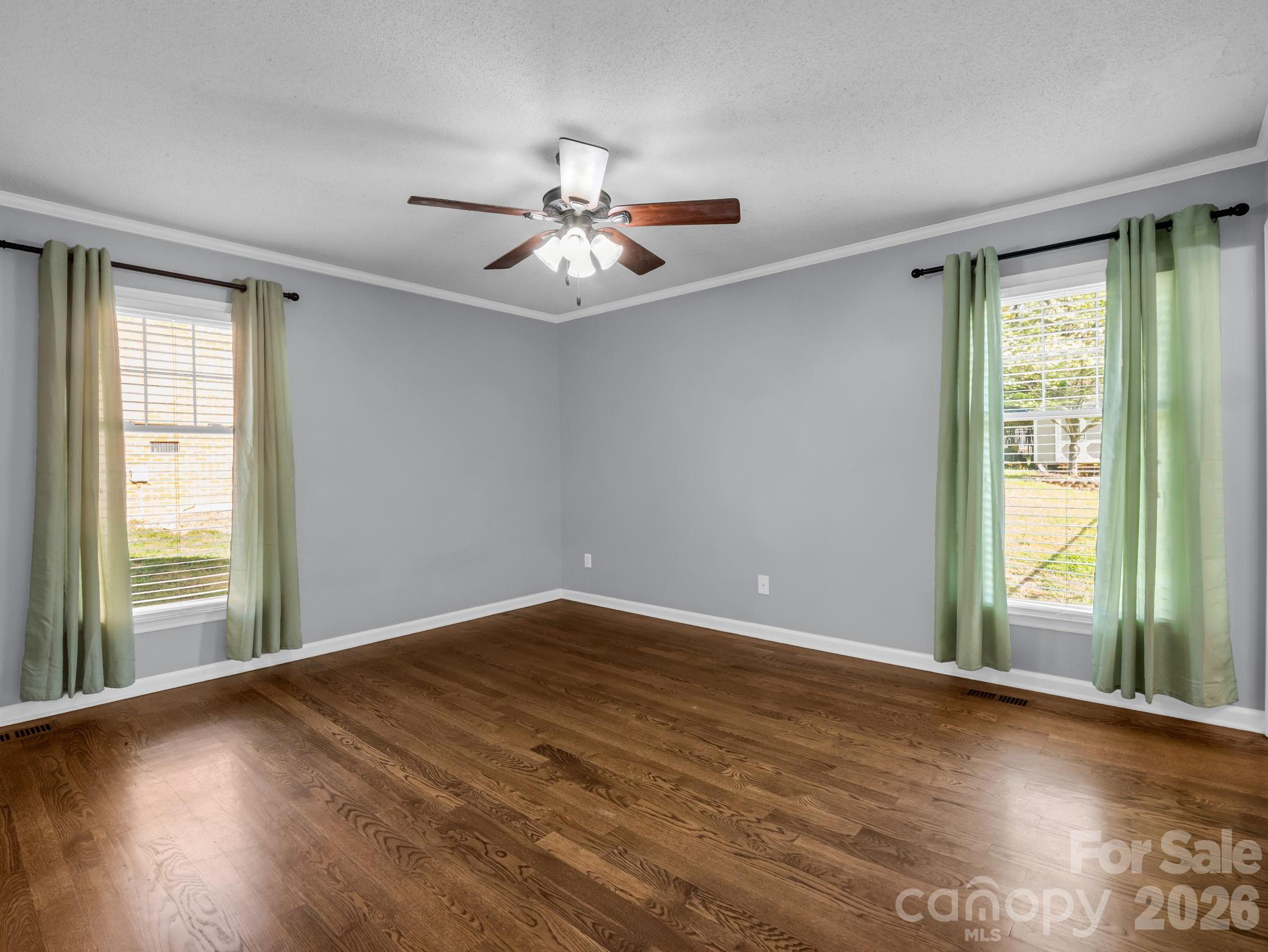 102 Knoll Court — Belmont
