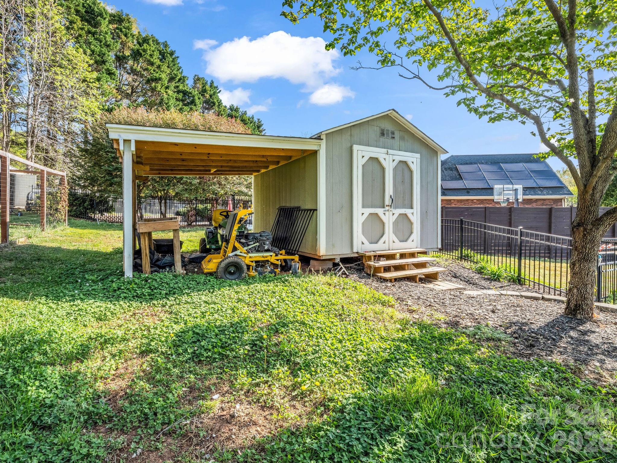102 Knoll Court — Belmont