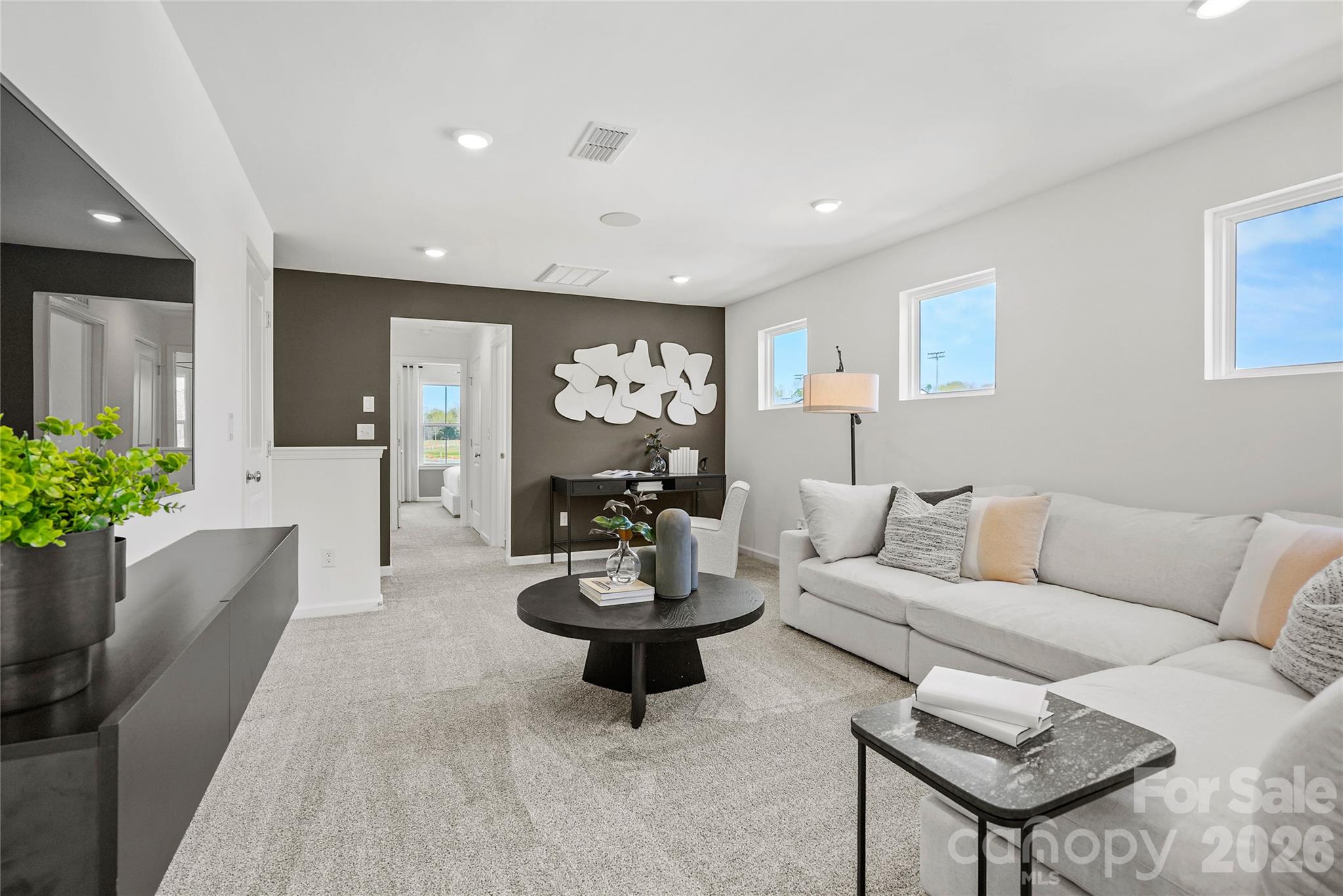 11904 Oak Street — Charlotte