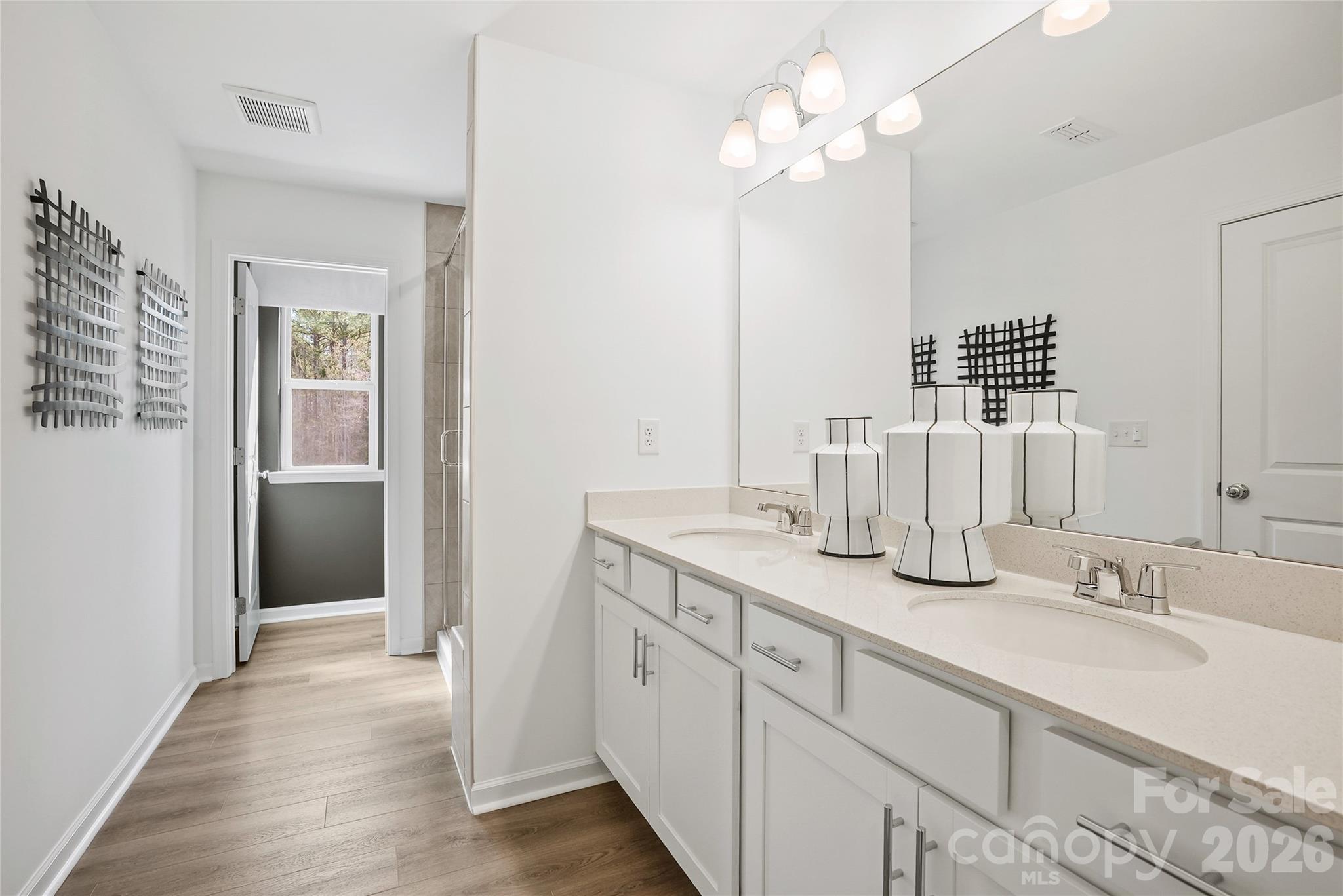 11904 Oak Street — Charlotte