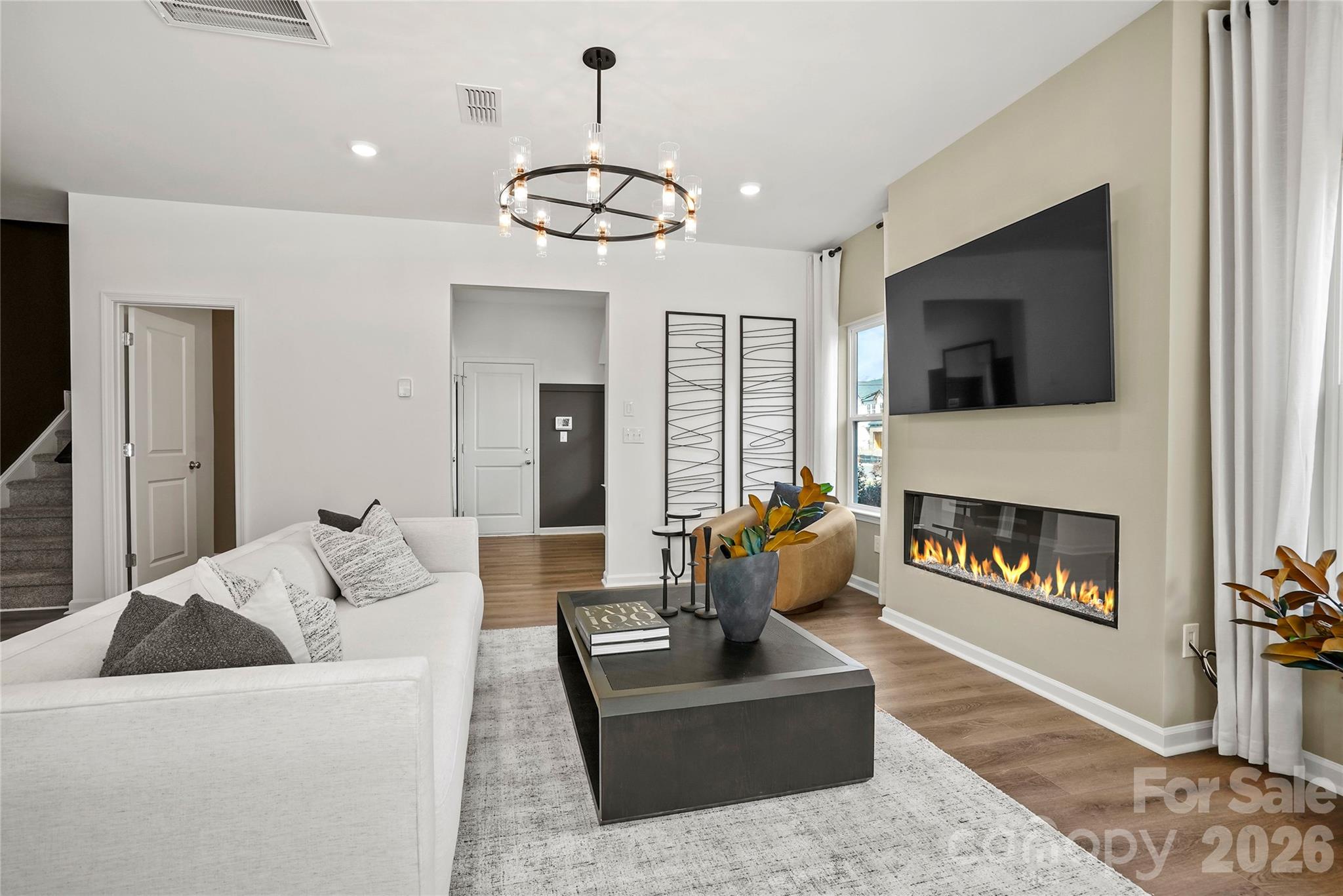 11904 Oak Street — Charlotte