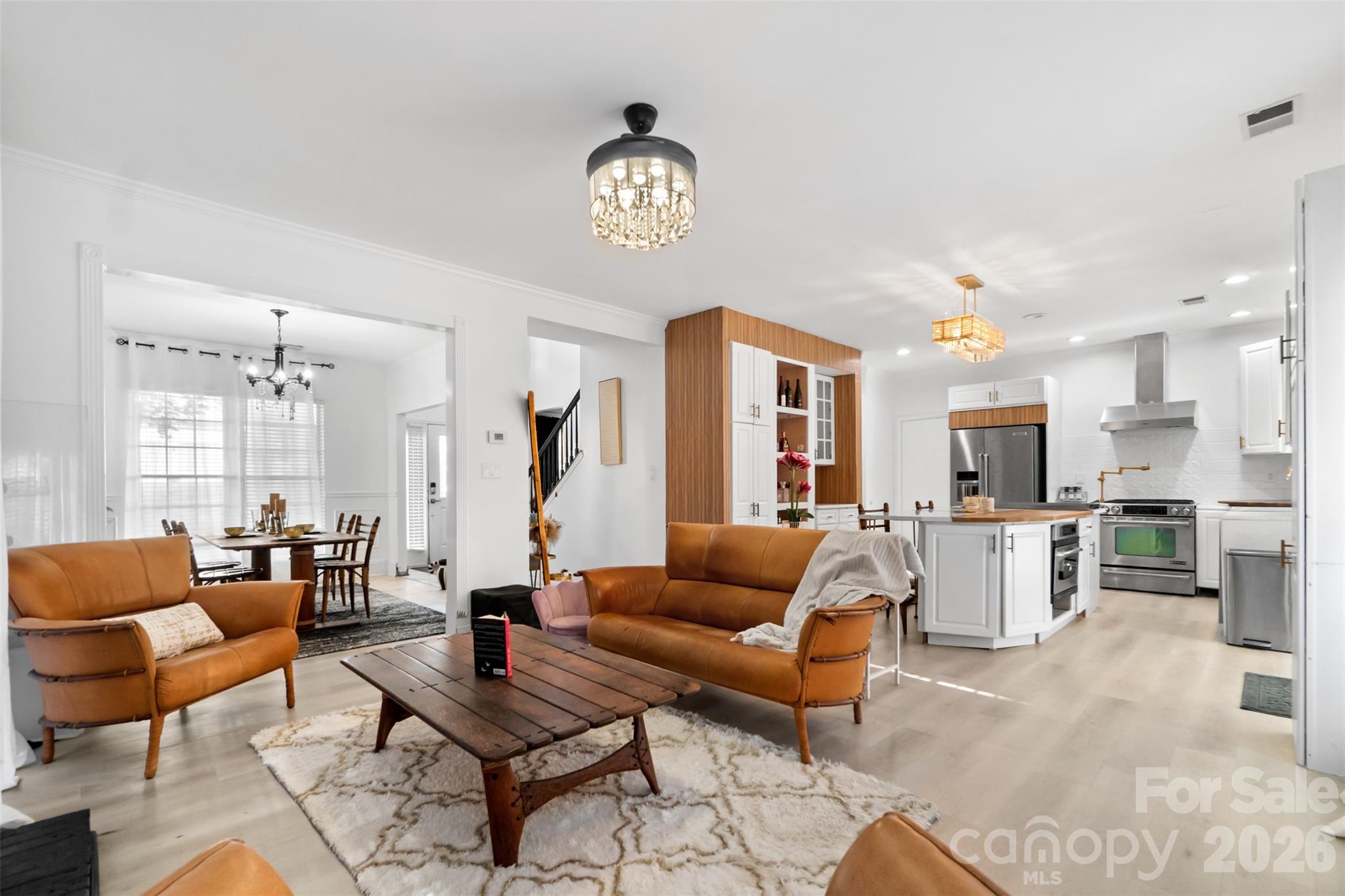 6239 Skyline Drive — Charlotte