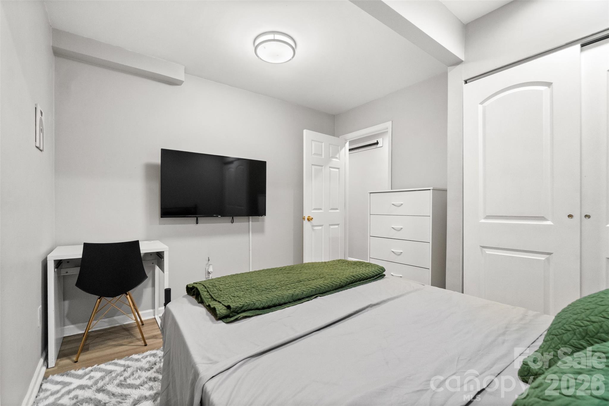 6239 Skyline Drive — Charlotte