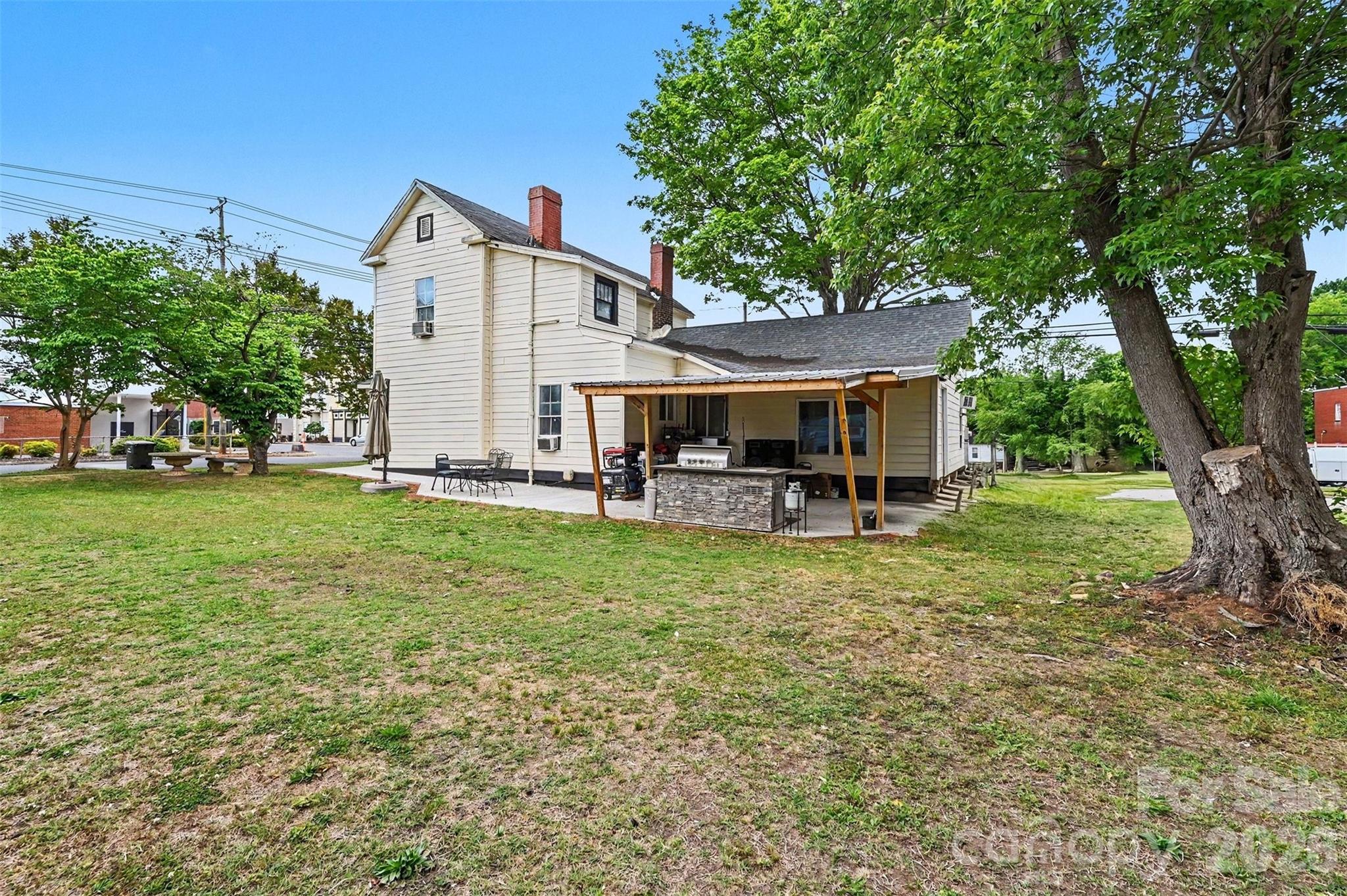 418 S Yadkin Avenue — Spencer