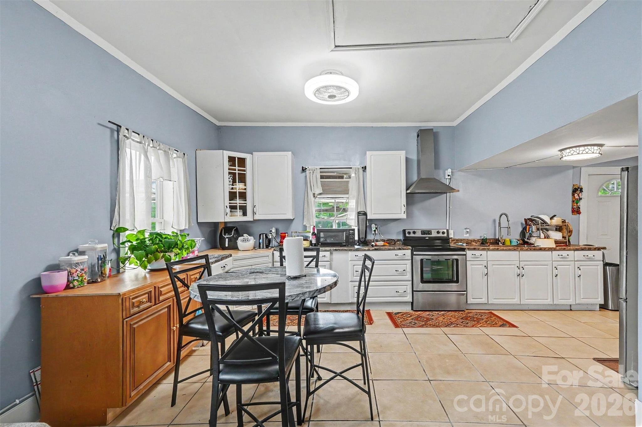 418 S Yadkin Avenue — Spencer