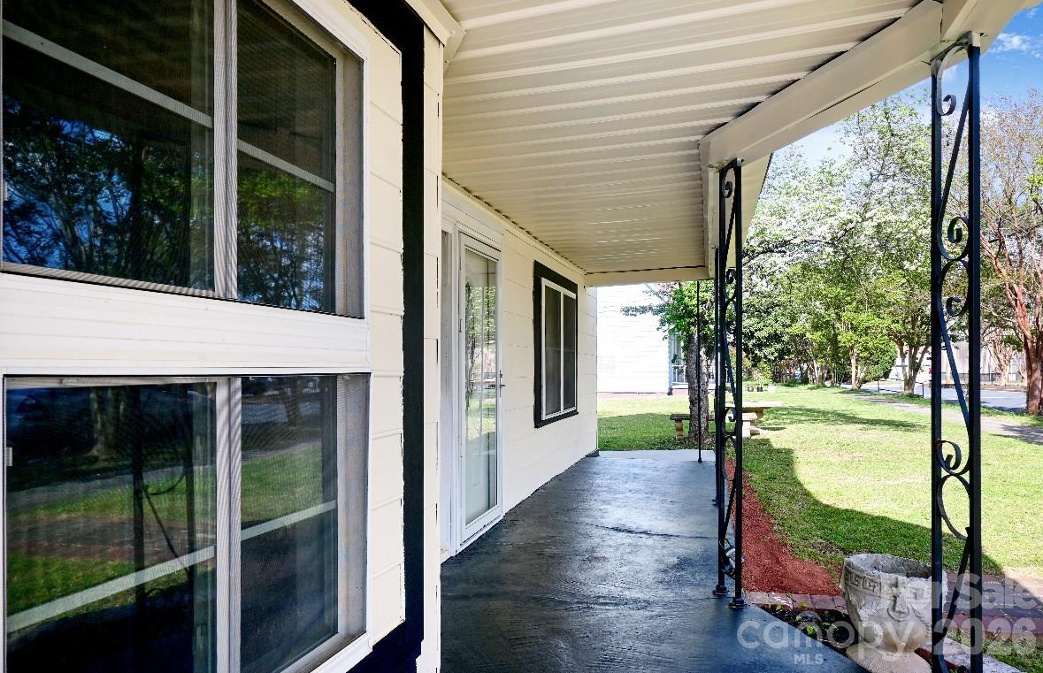 418 S Yadkin Avenue — Spencer