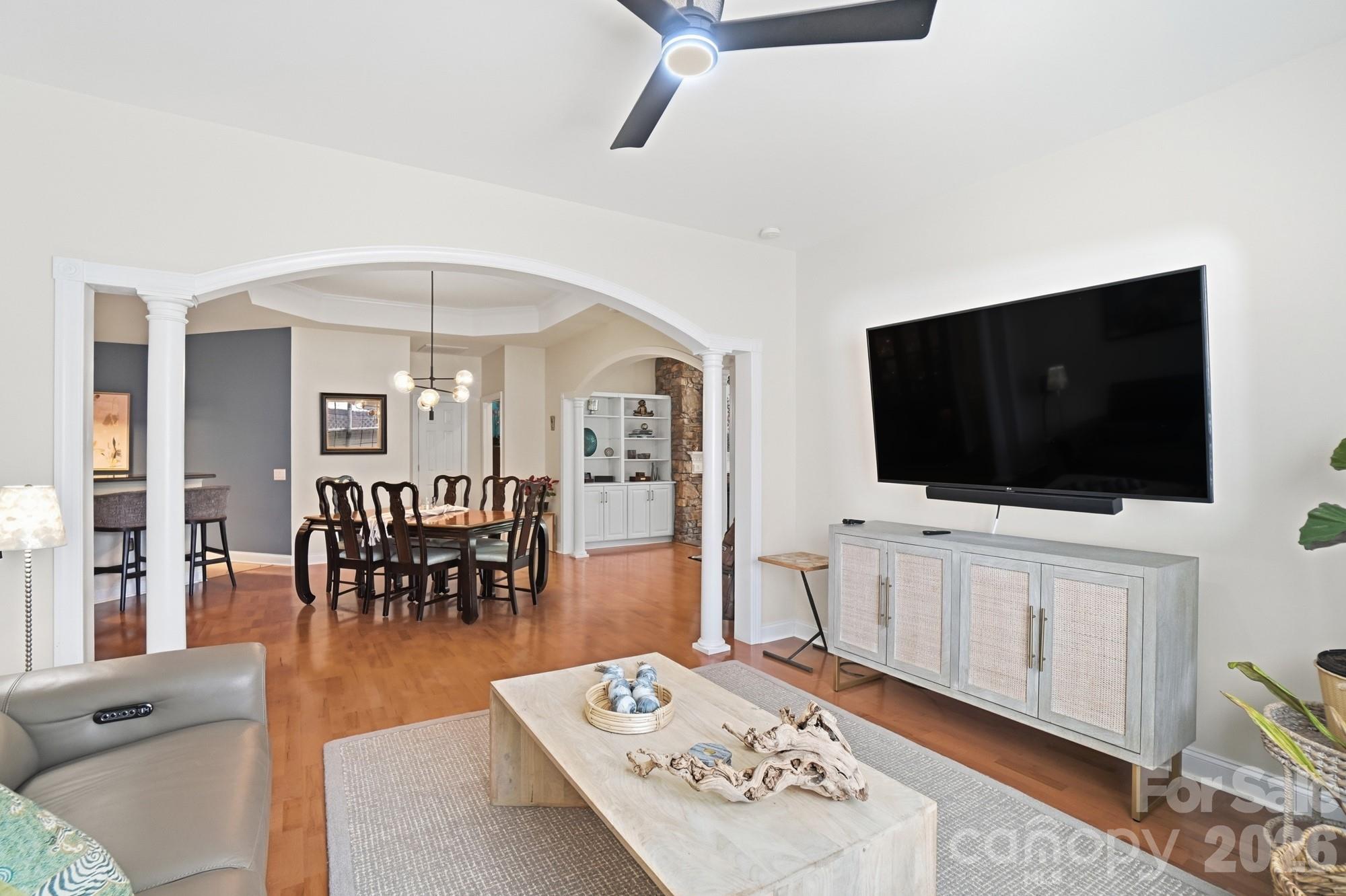 3270 Abbey Walk Lane — Matthews