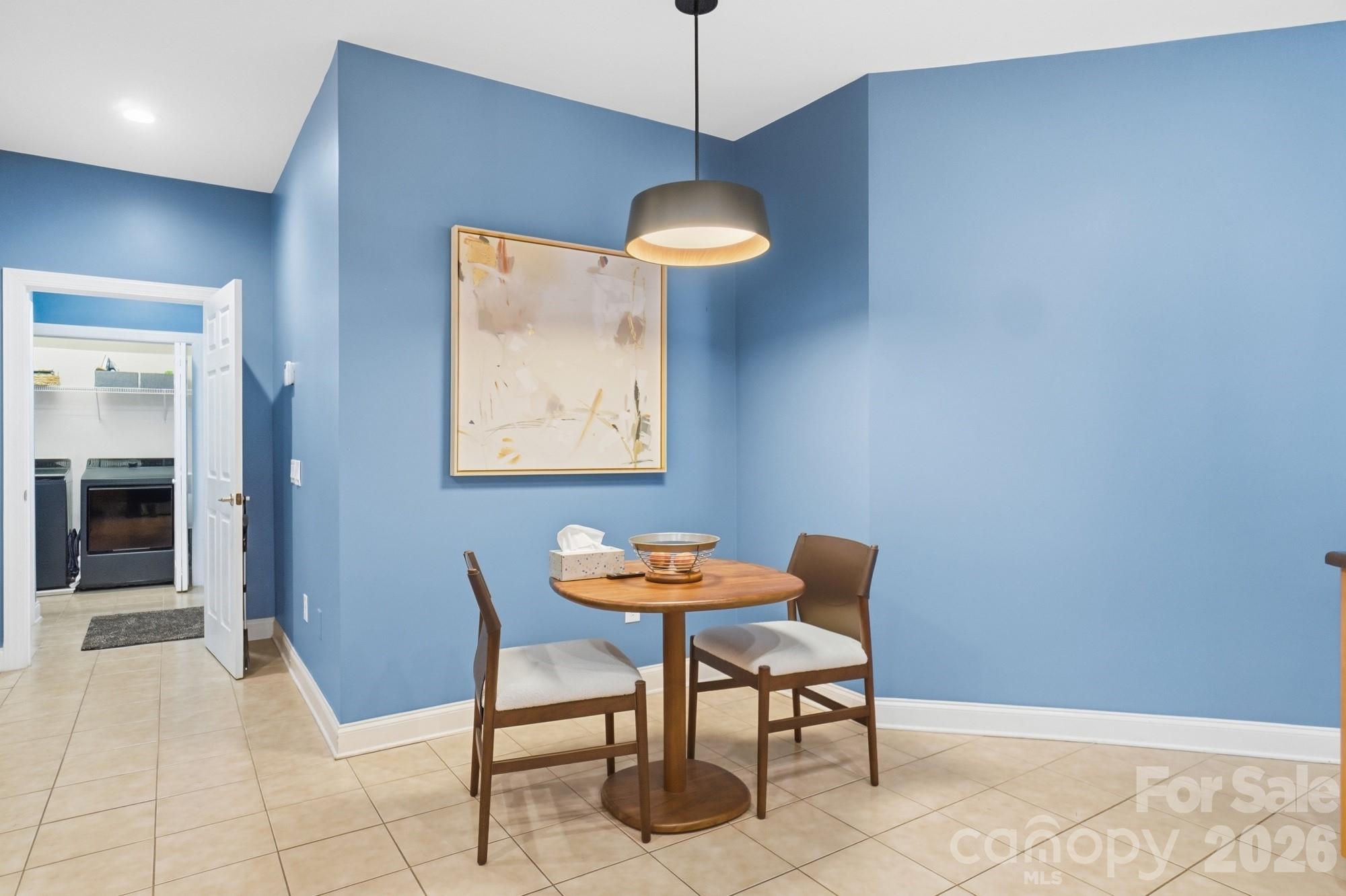 3270 Abbey Walk Lane — Matthews
