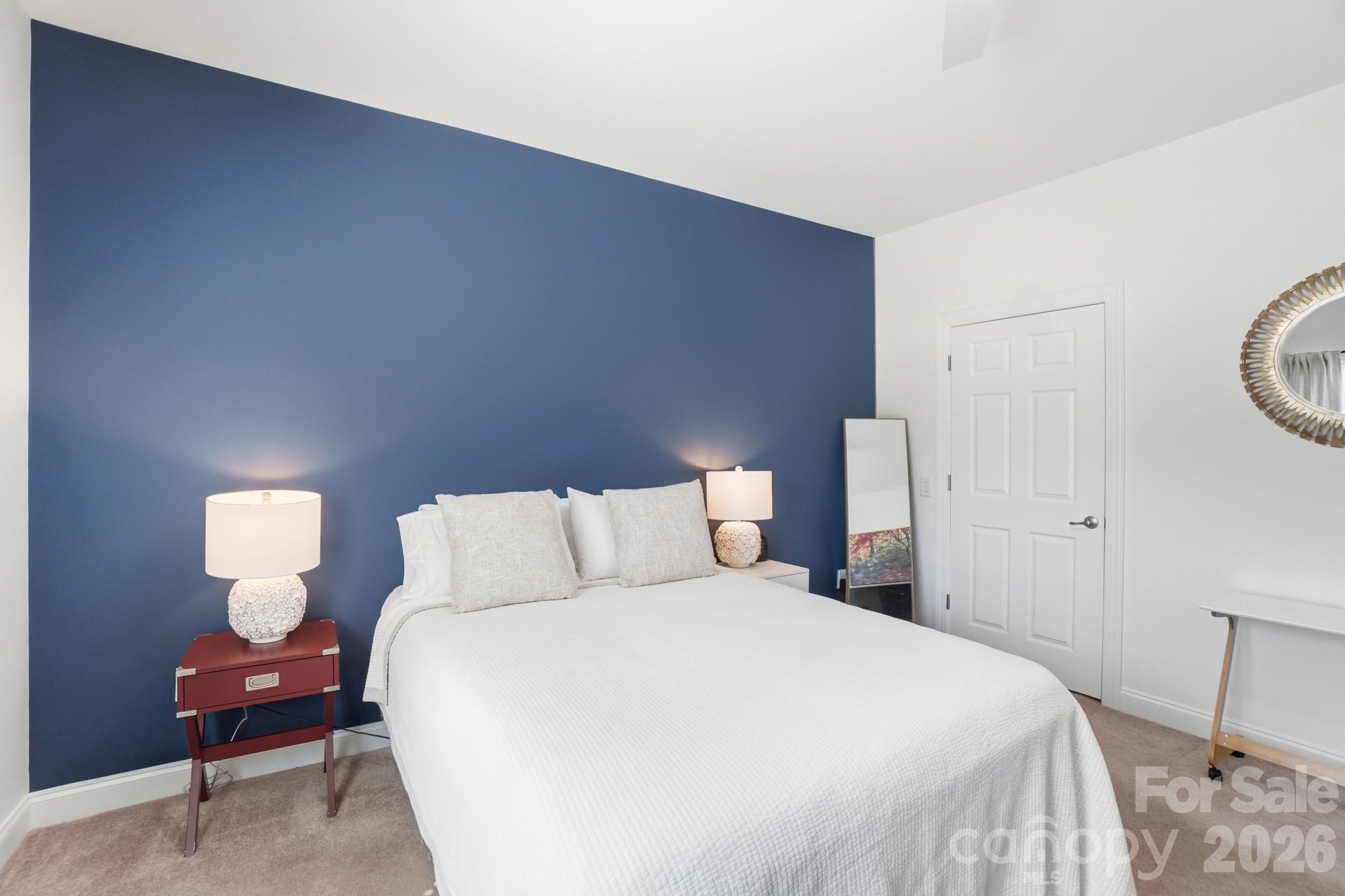 3270 Abbey Walk Lane — Matthews