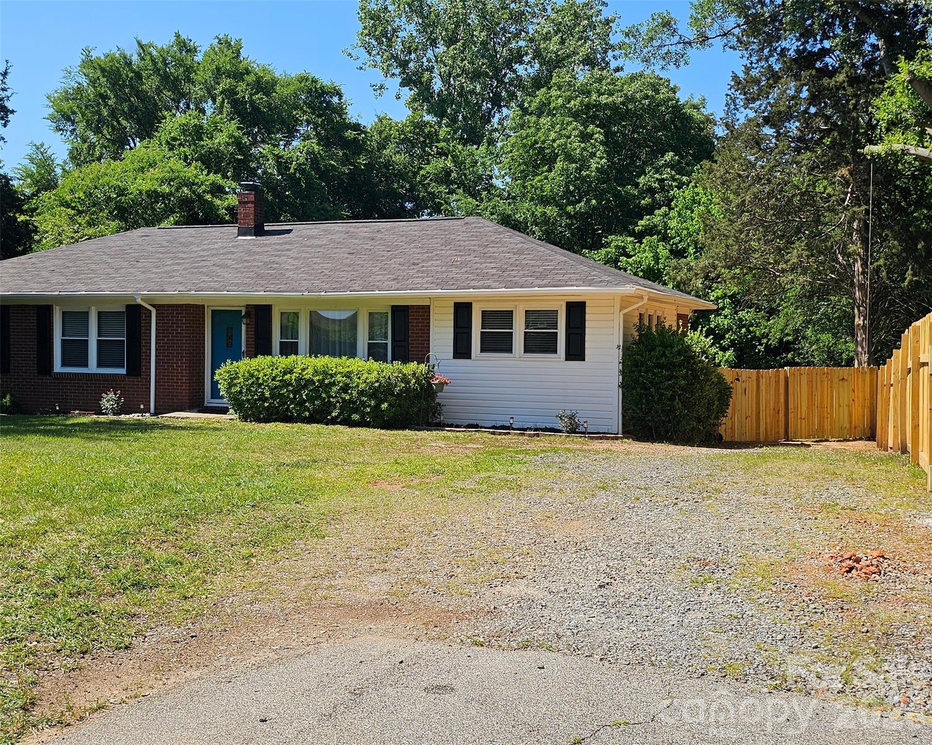2154 Rosewood Drive — Rock Hill