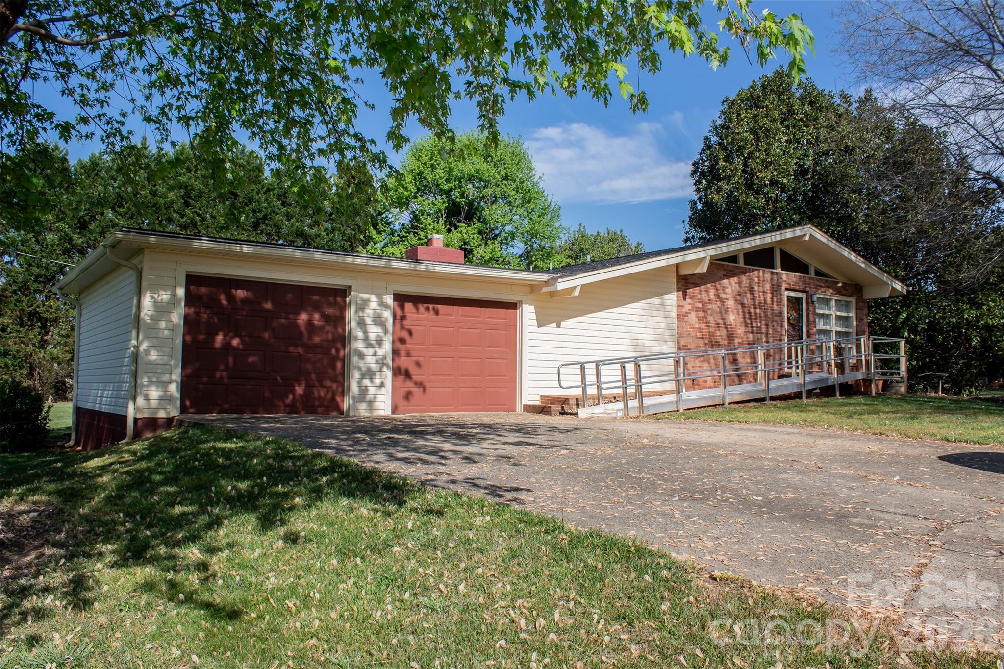 104 Buena Vista Drive — Morganton
